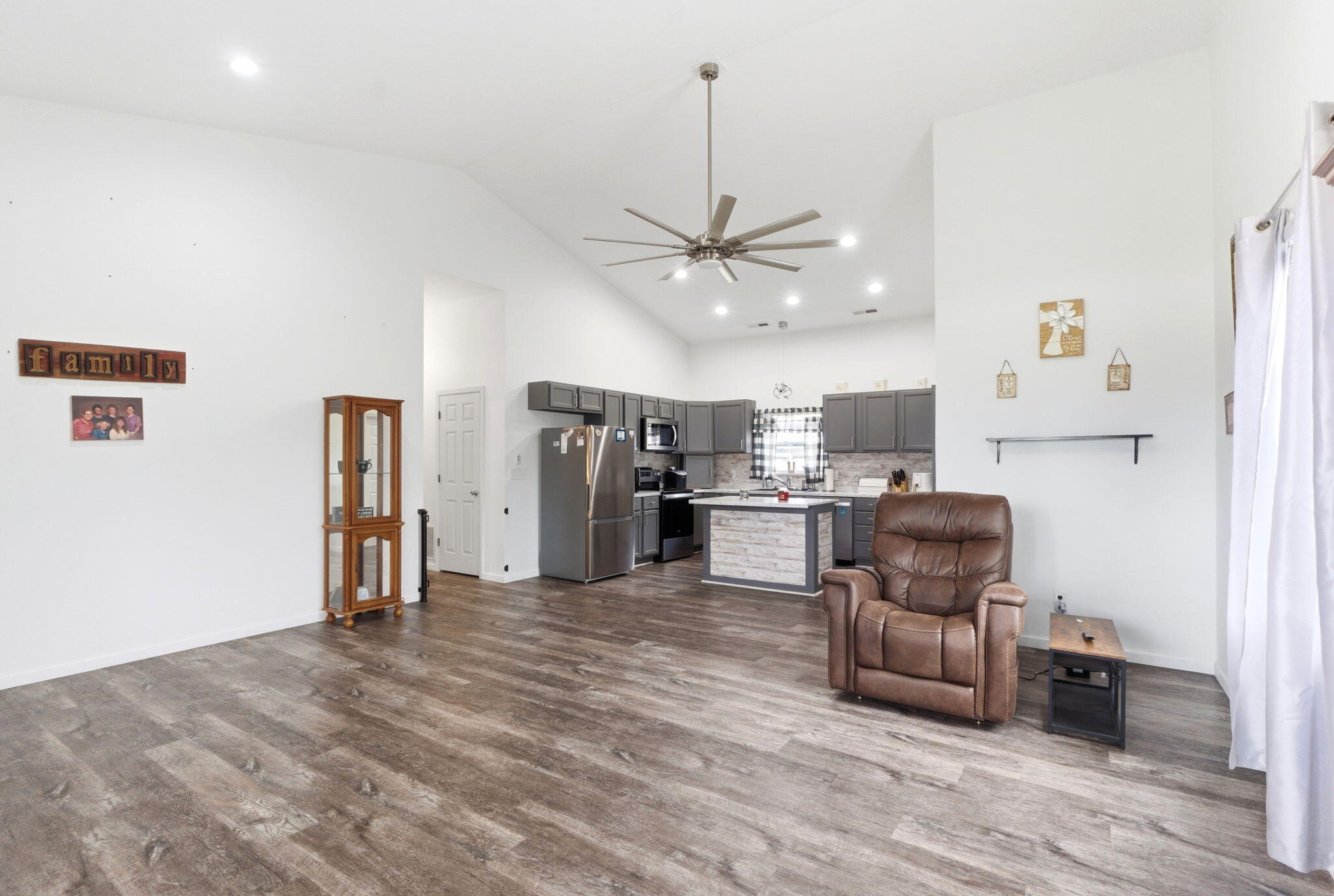 2970 Old US Highway 40, London, Ohio 43140