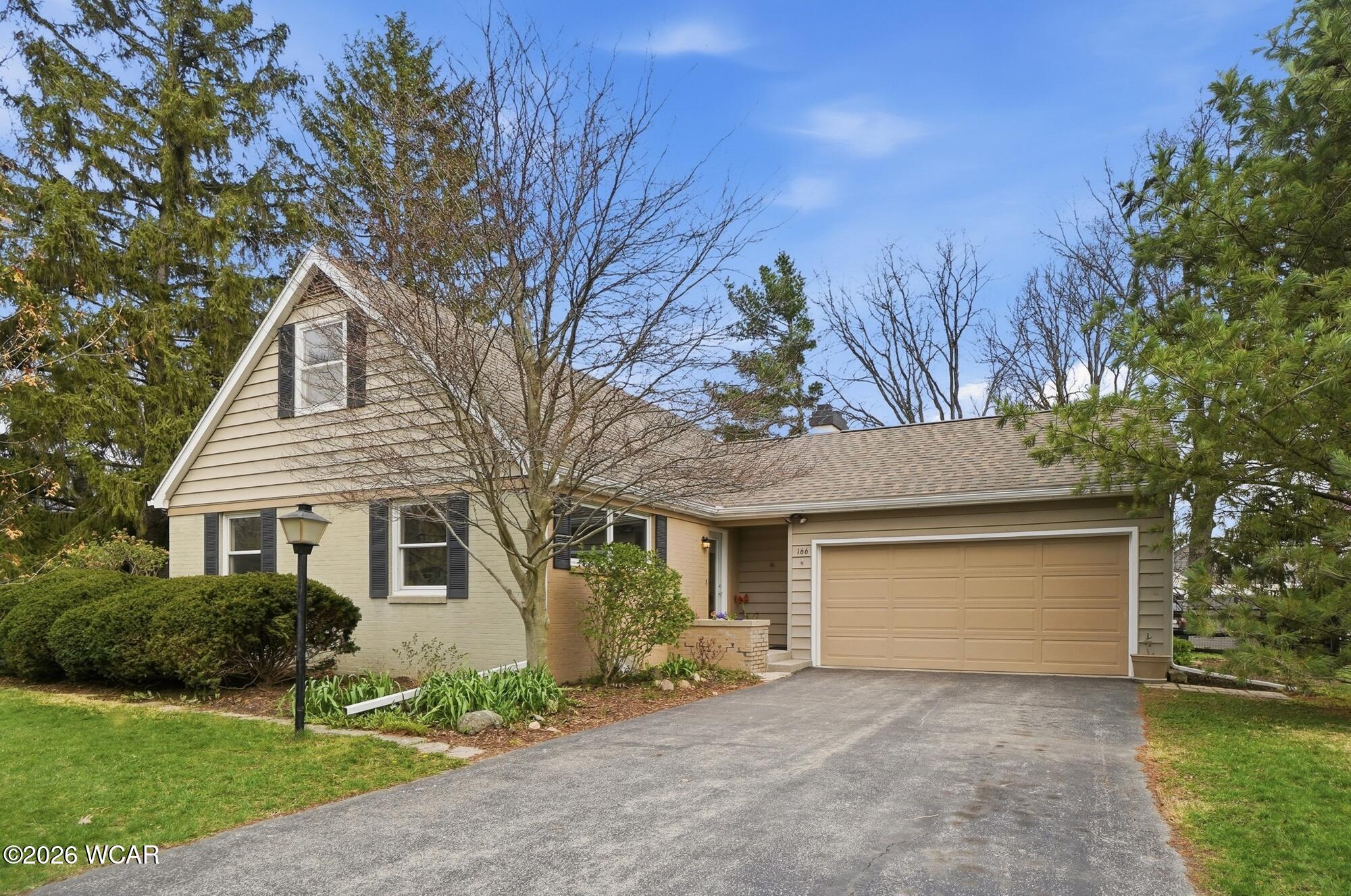 166 Sunset Drive, Bluffton, Ohio