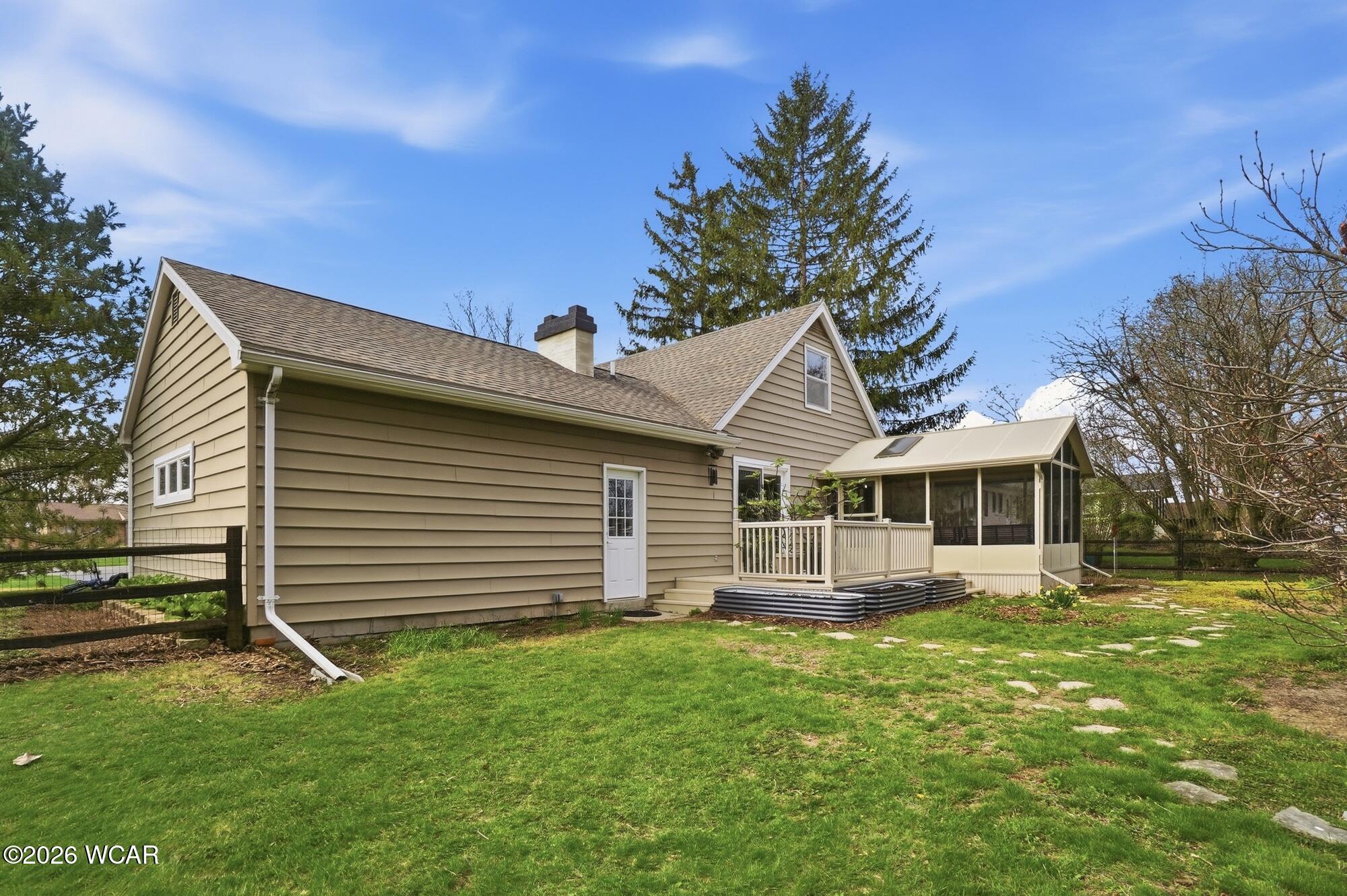 166 Sunset Drive, Bluffton, Ohio