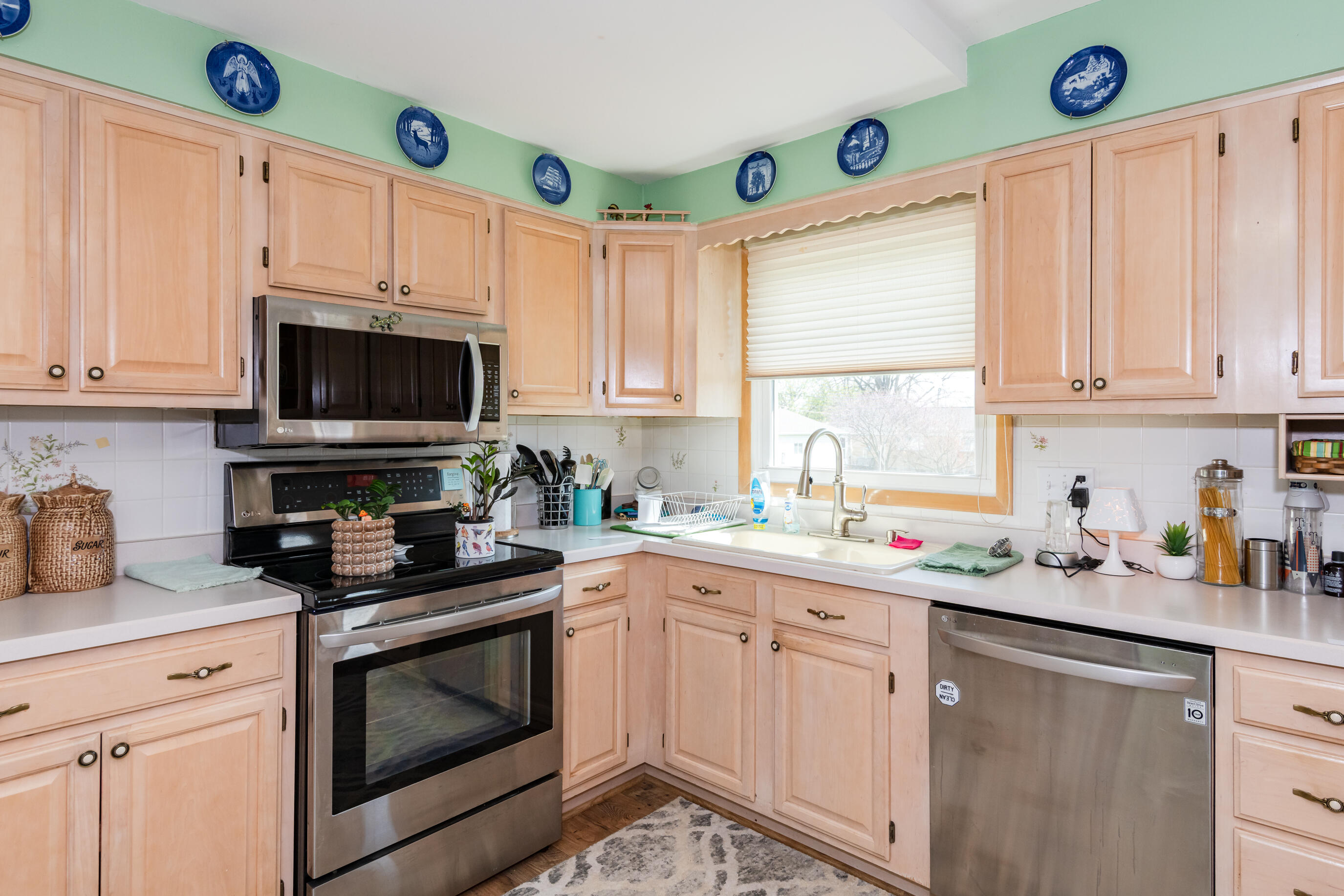 320 Garber Drive, Tipp City, Ohio 45371