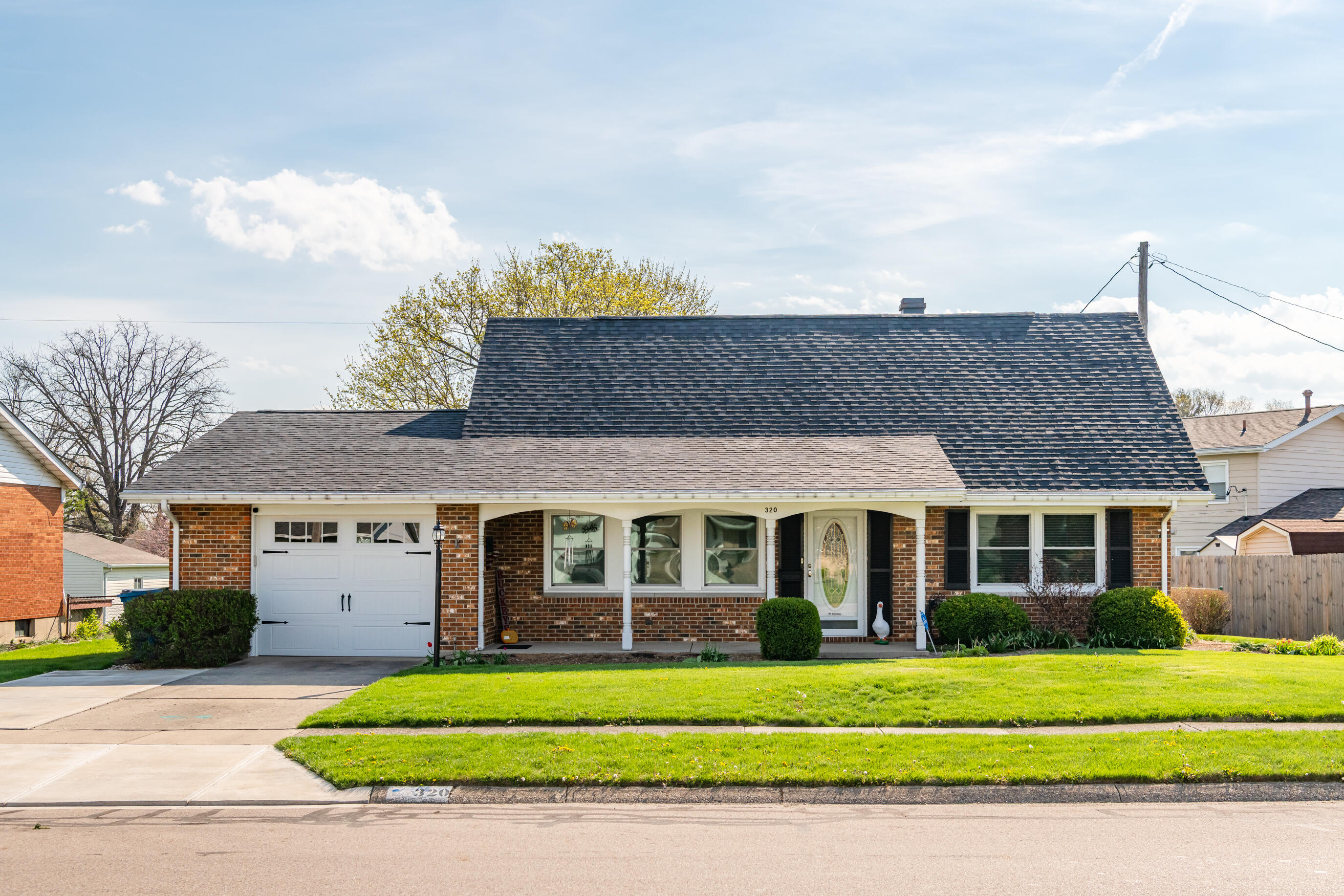 320 Garber Drive, Tipp City, Ohio 45371