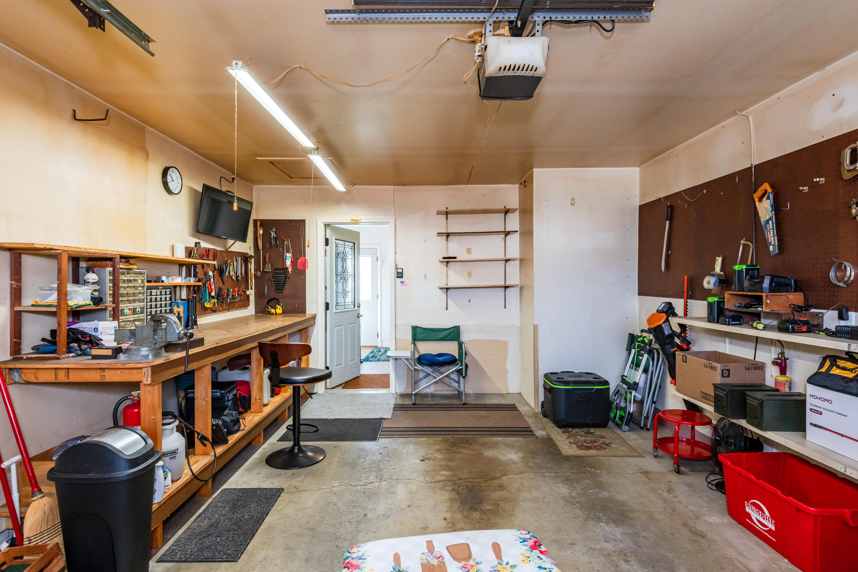 320 Garber Drive, Tipp City, Ohio 45371