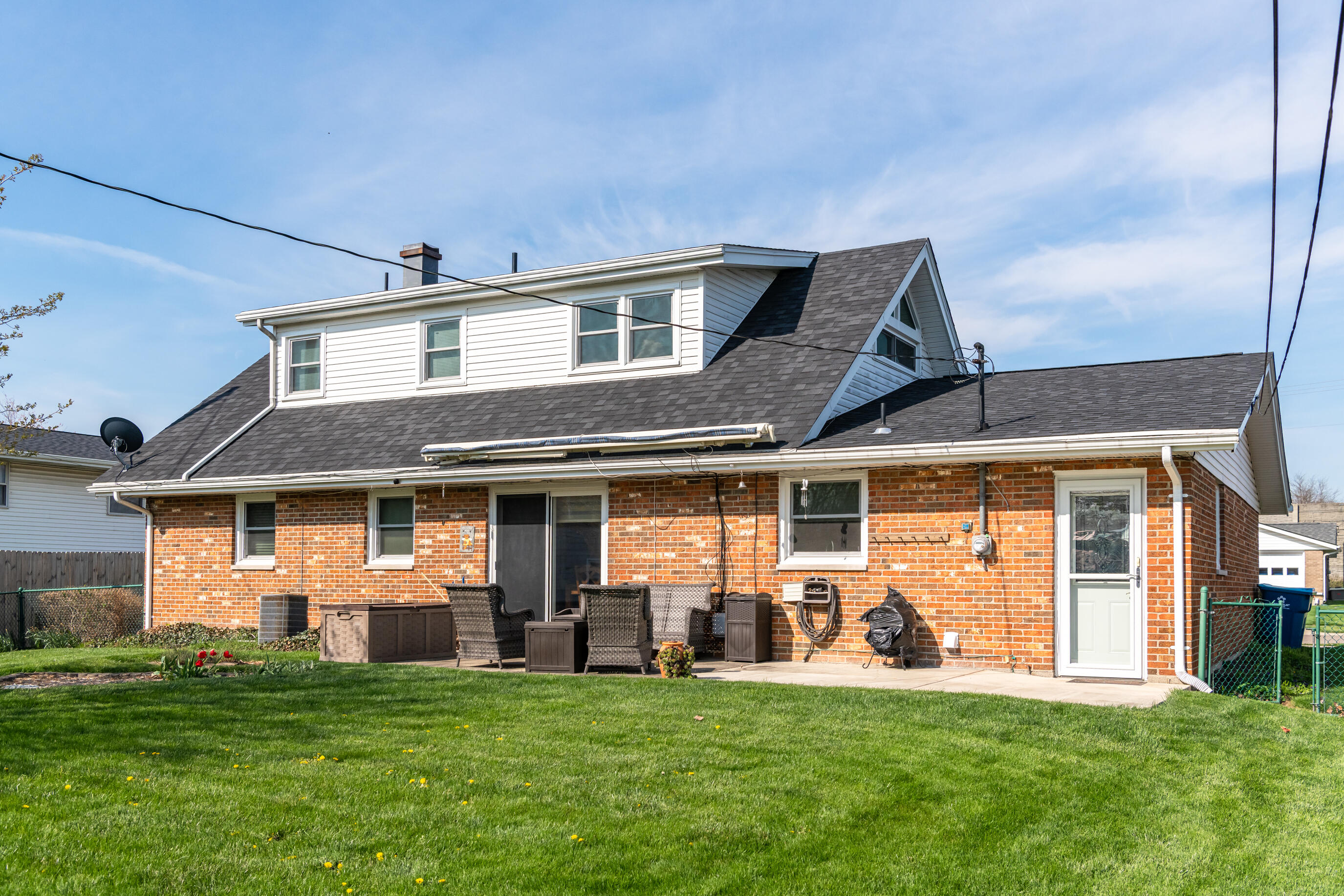 320 Garber Drive, Tipp City, Ohio 45371