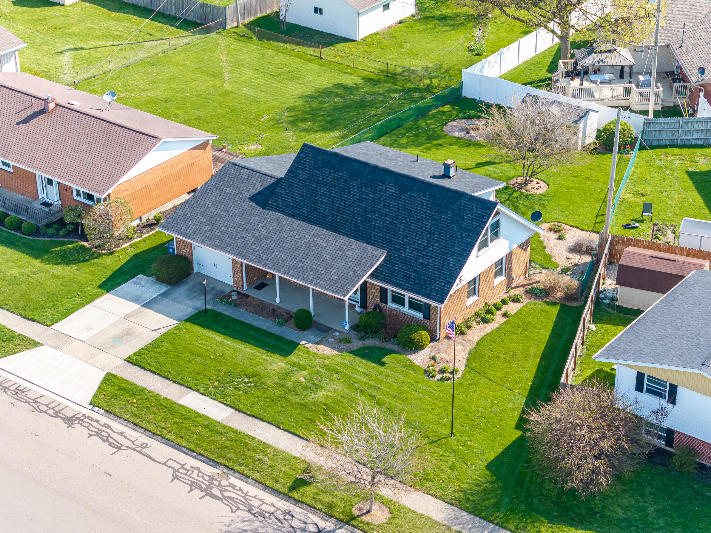 320 Garber Drive, Tipp City, Ohio 45371