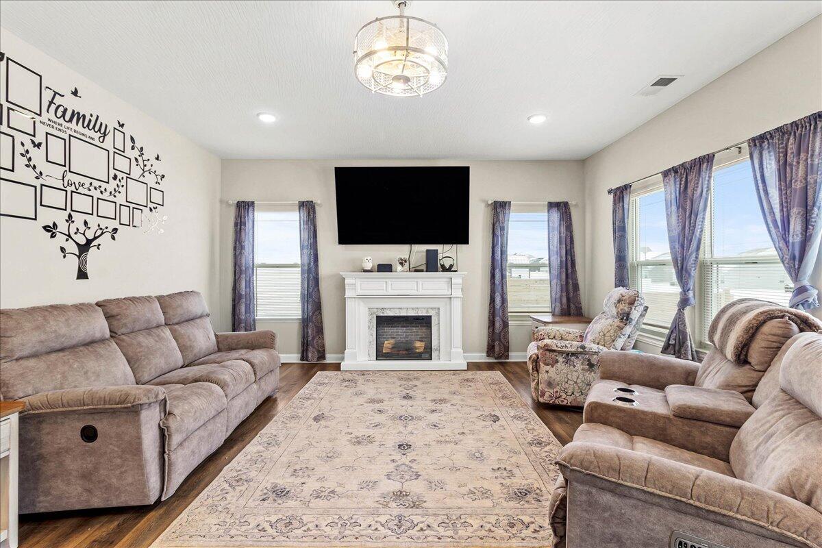 1604 Raymond Avenue, Bellefontaine, Ohio 43311