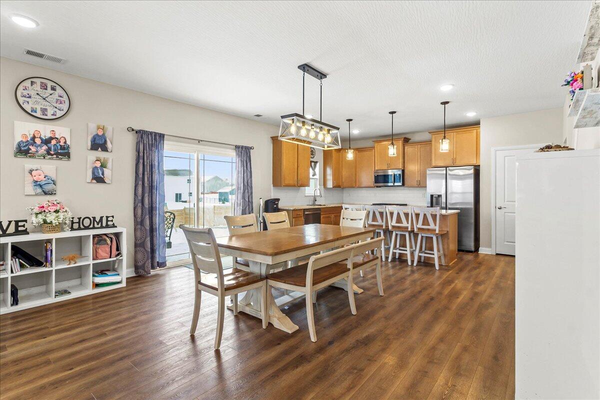 1604 Raymond Avenue, Bellefontaine, Ohio 43311