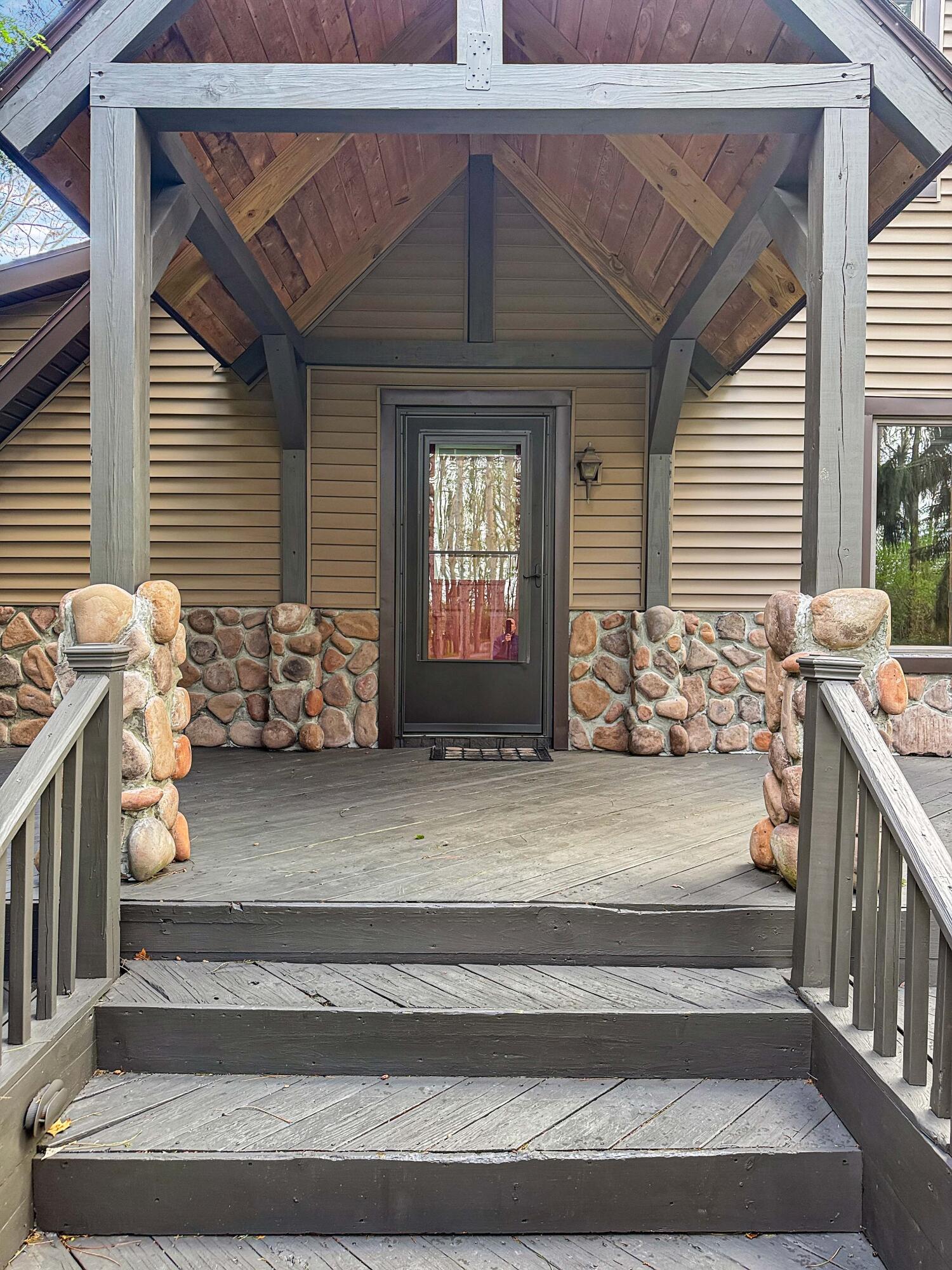 1518 Childrens Home Road, Urbana, Ohio 43078