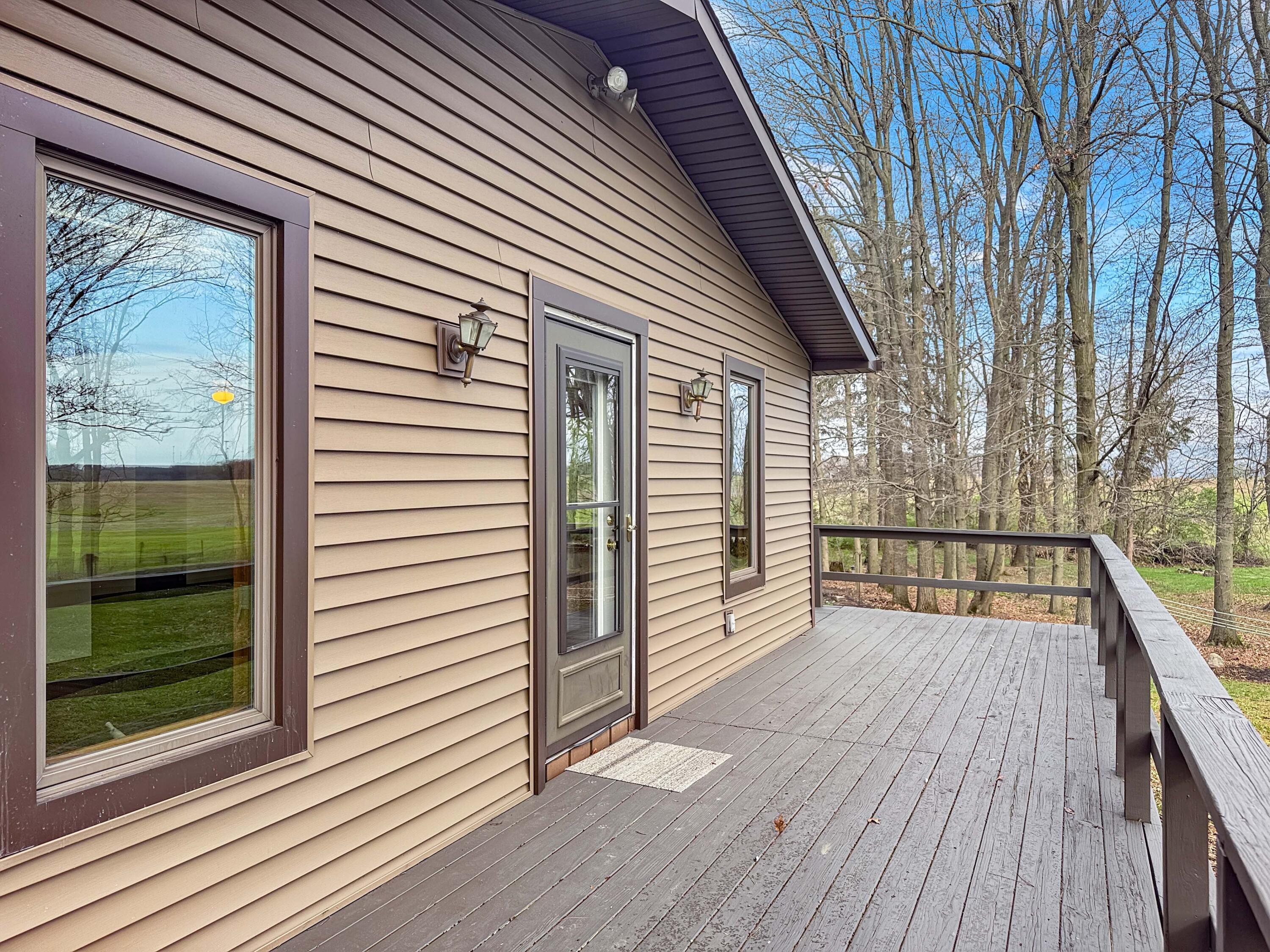 1518 Childrens Home Road, Urbana, Ohio 43078