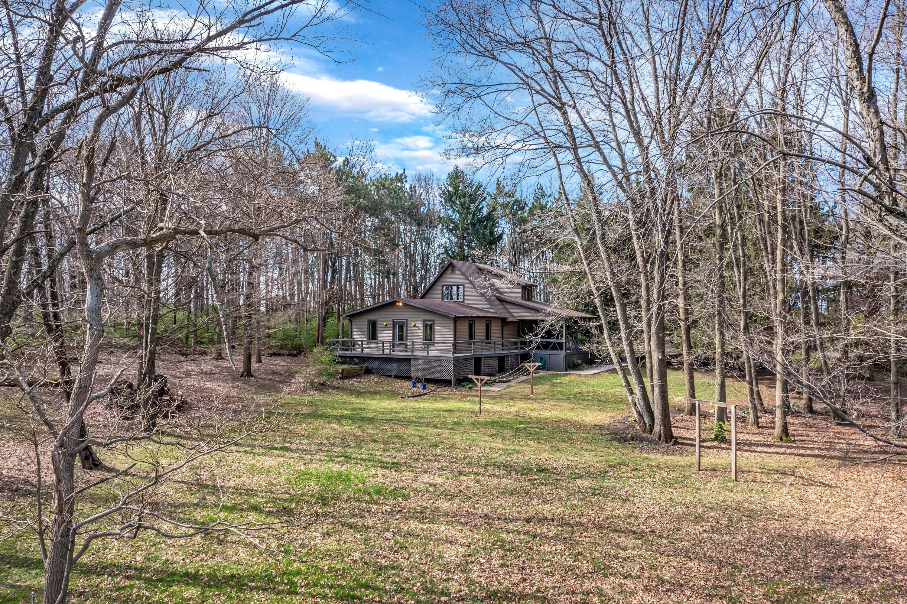 1518 Childrens Home Road, Urbana, Ohio 43078