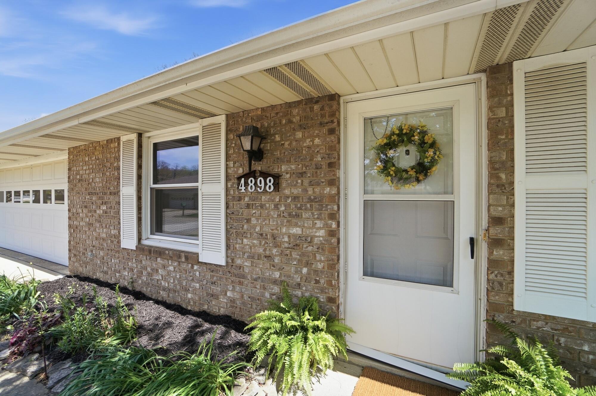 4898 Brannan Drive, Springfield, Ohio 45502