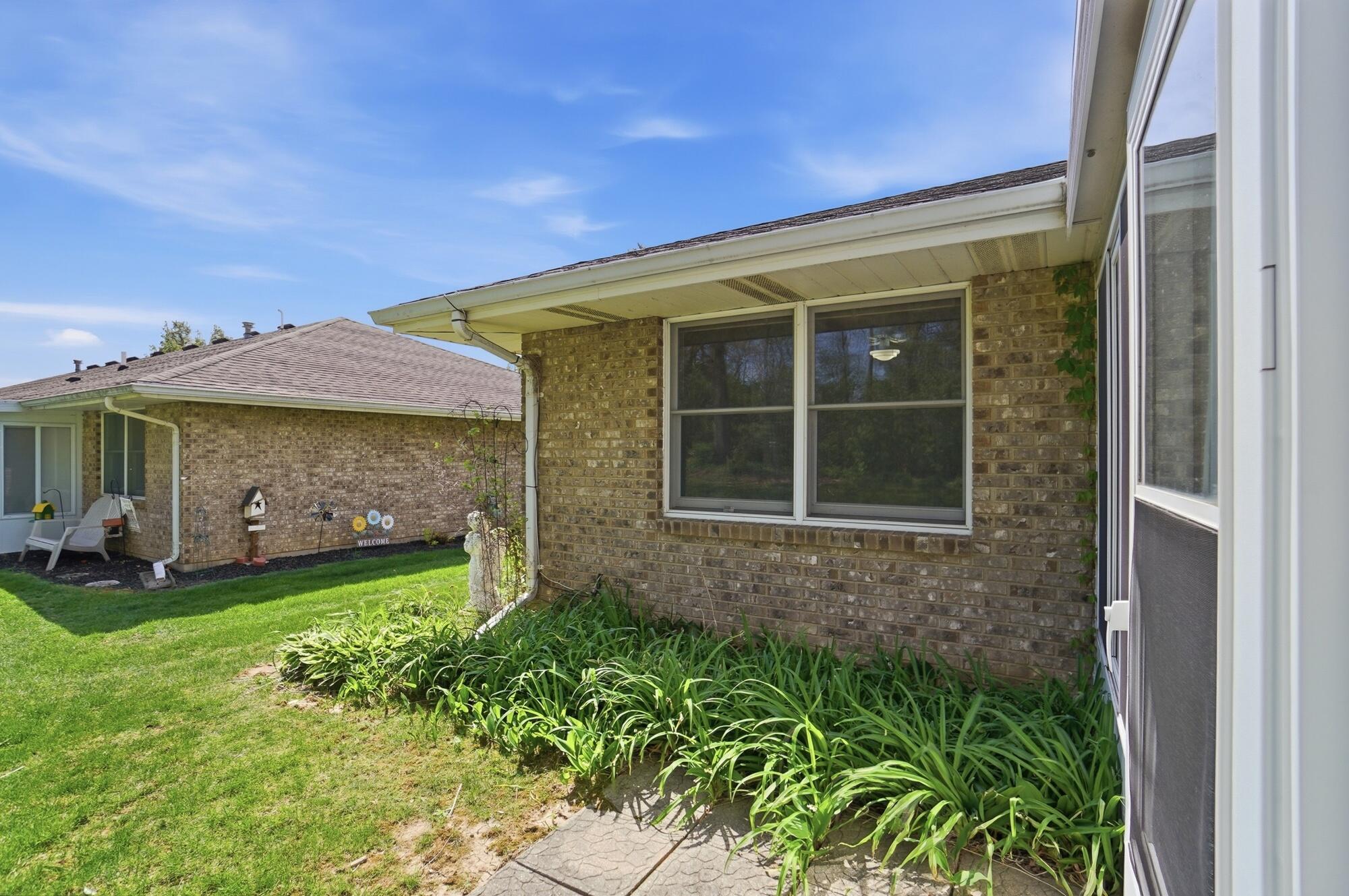 4898 Brannan Drive, Springfield, Ohio 45502