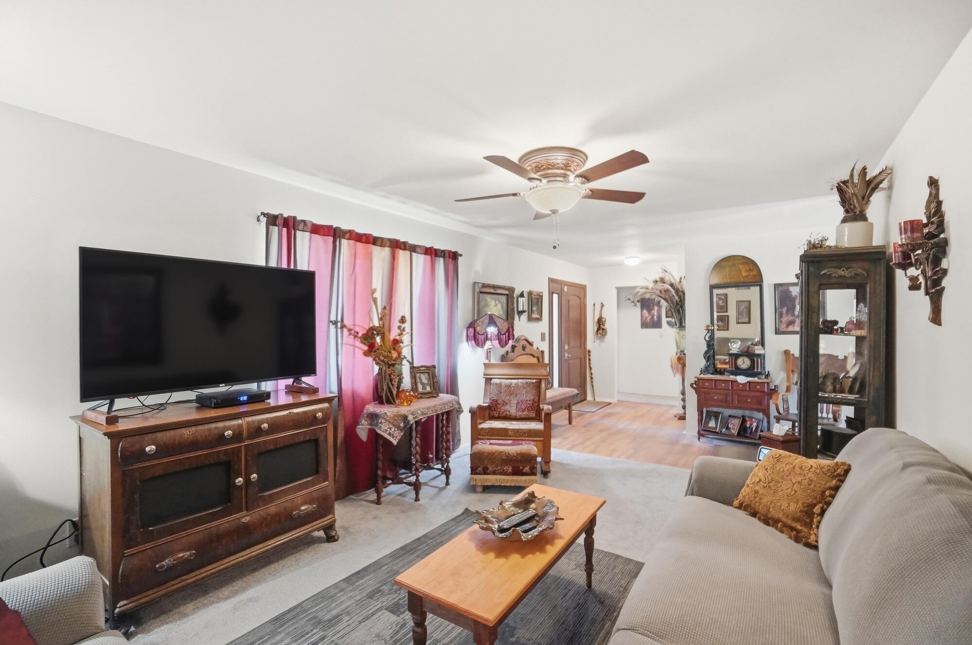106 Sharon Drive, Piqua, Ohio 45356
