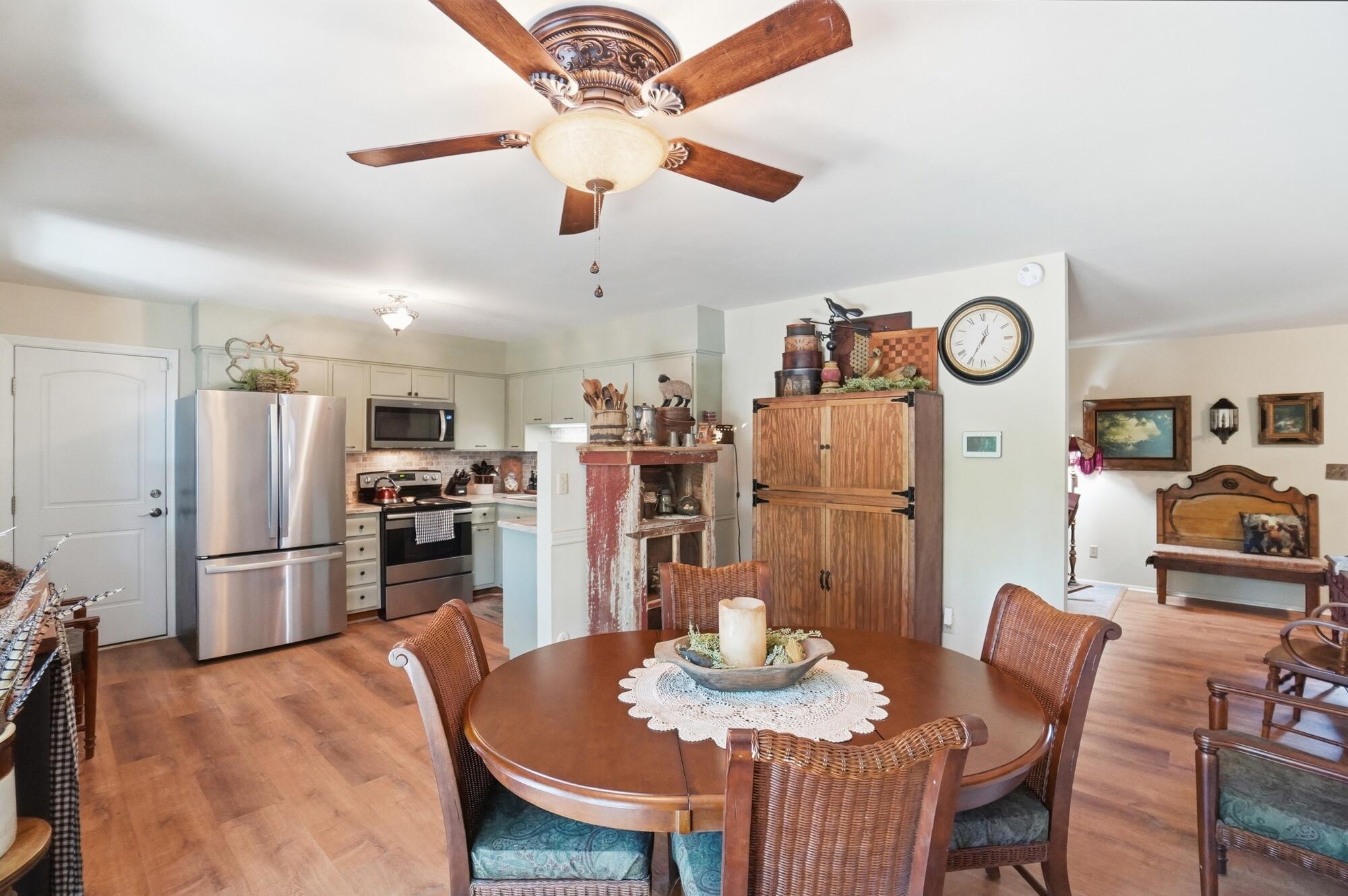 106 Sharon Drive, Piqua, Ohio 45356