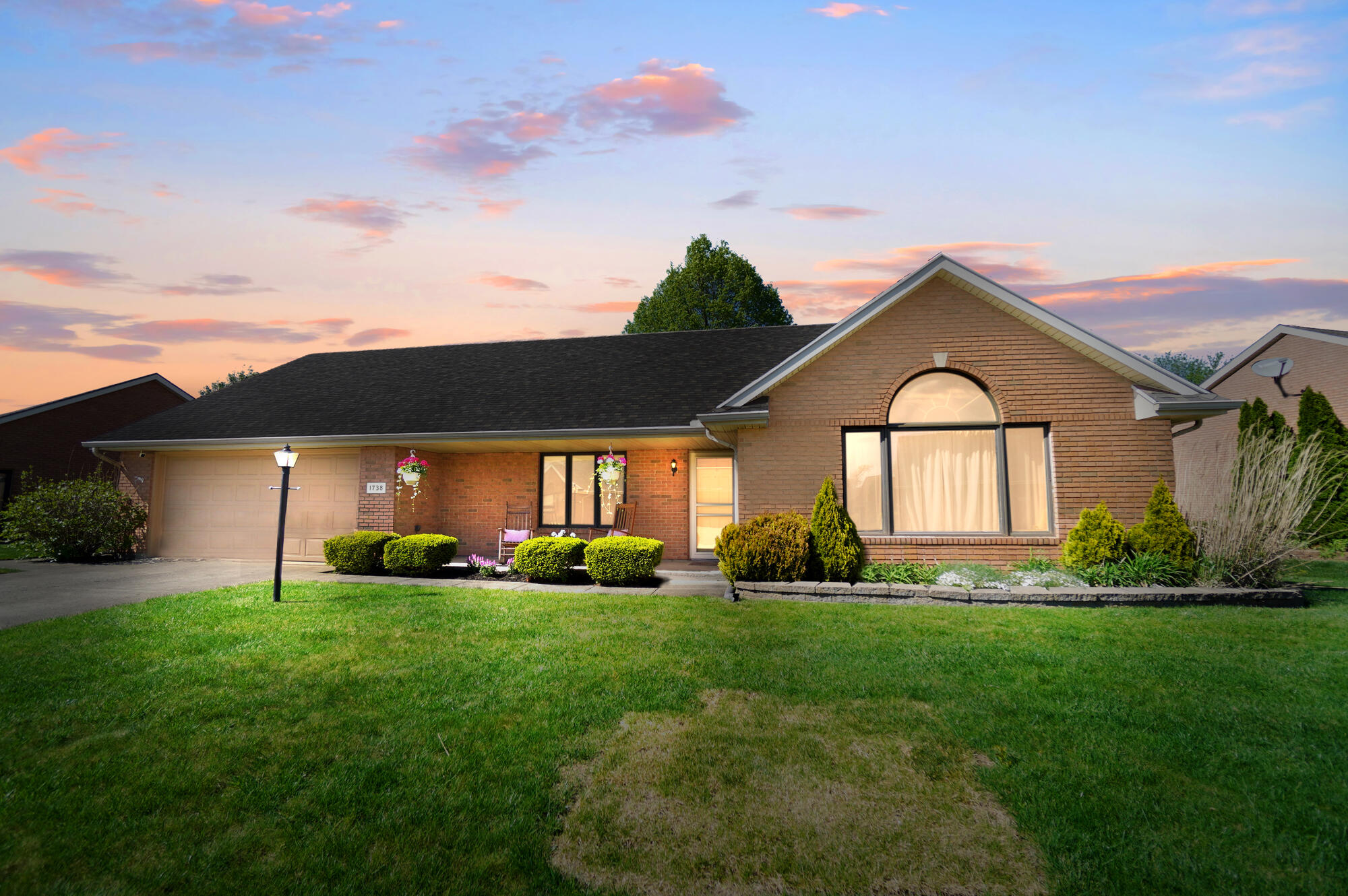 1738 Berwick Drive, Springfield, Ohio 45503