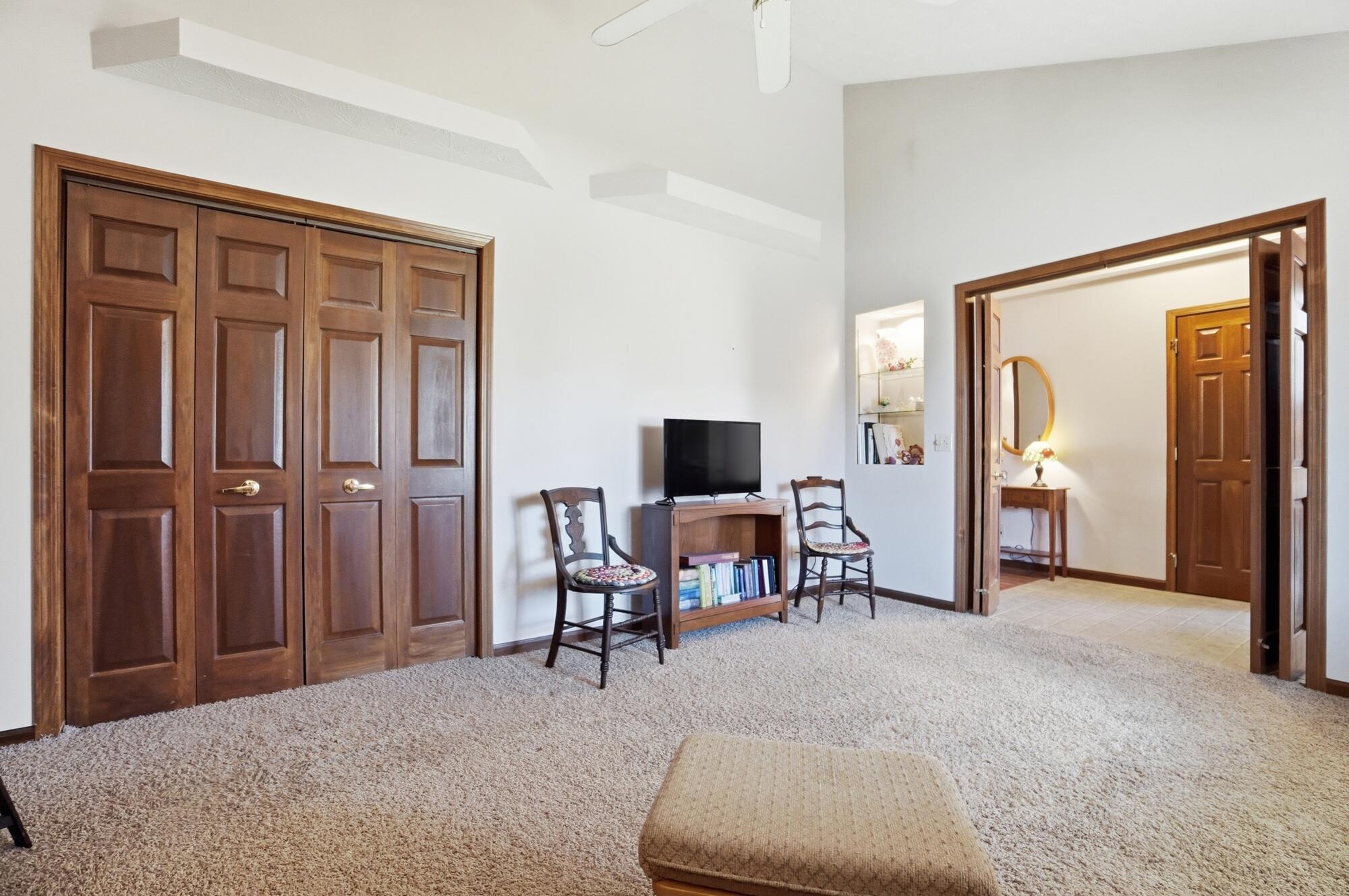 1738 Berwick Drive, Springfield, Ohio 45503