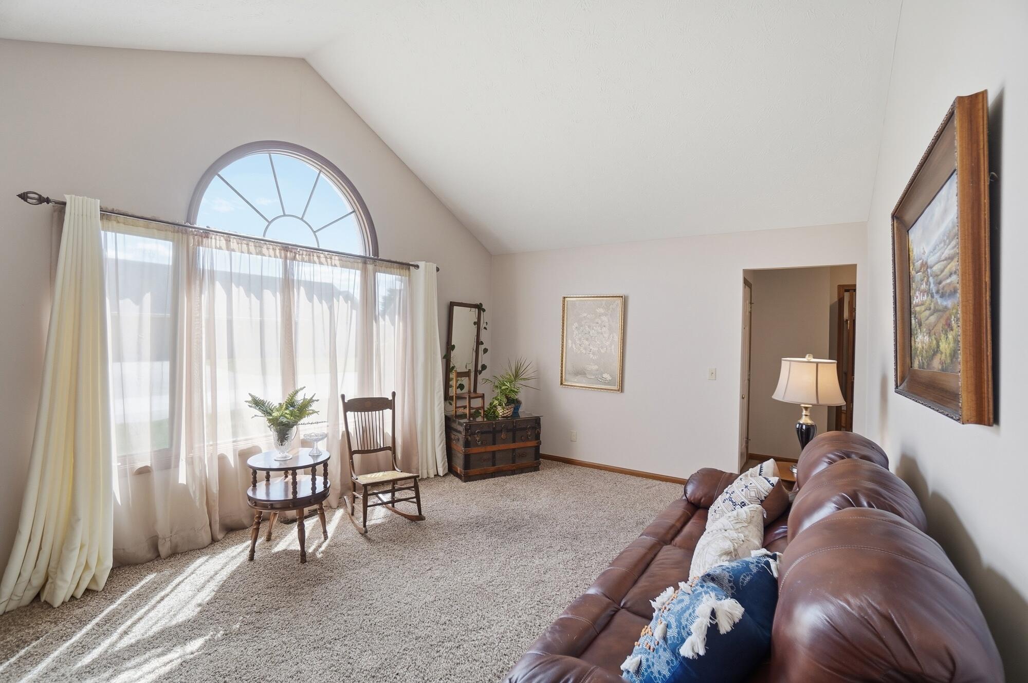 1738 Berwick Drive, Springfield, Ohio 45503