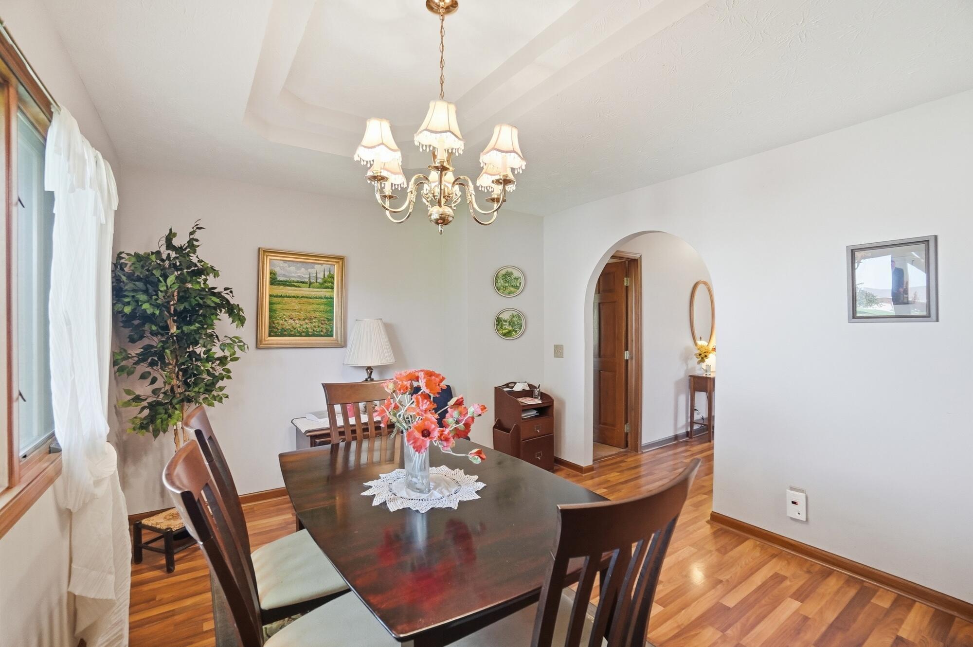 1738 Berwick Drive, Springfield, Ohio 45503