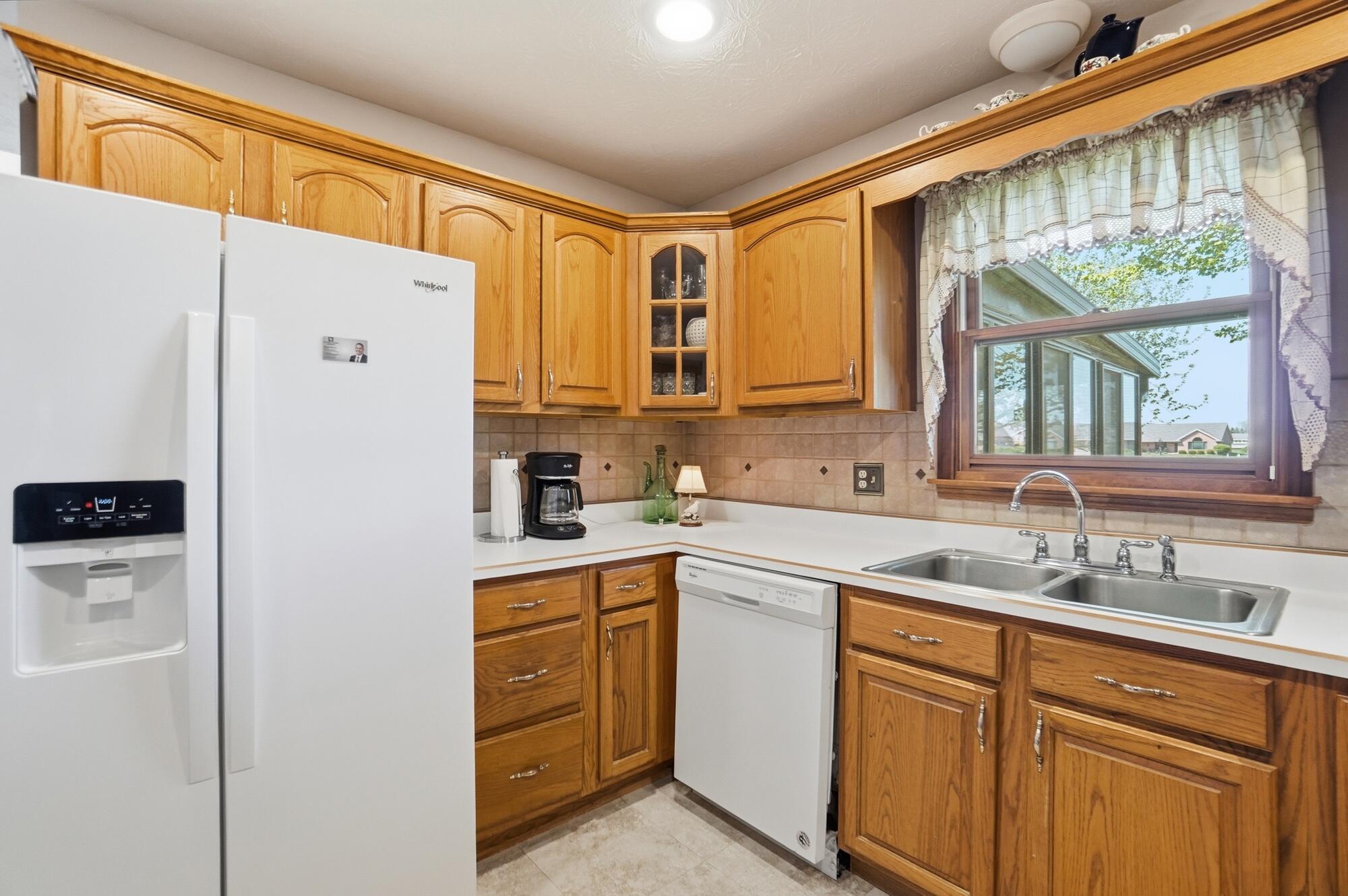 1738 Berwick Drive, Springfield, Ohio 45503