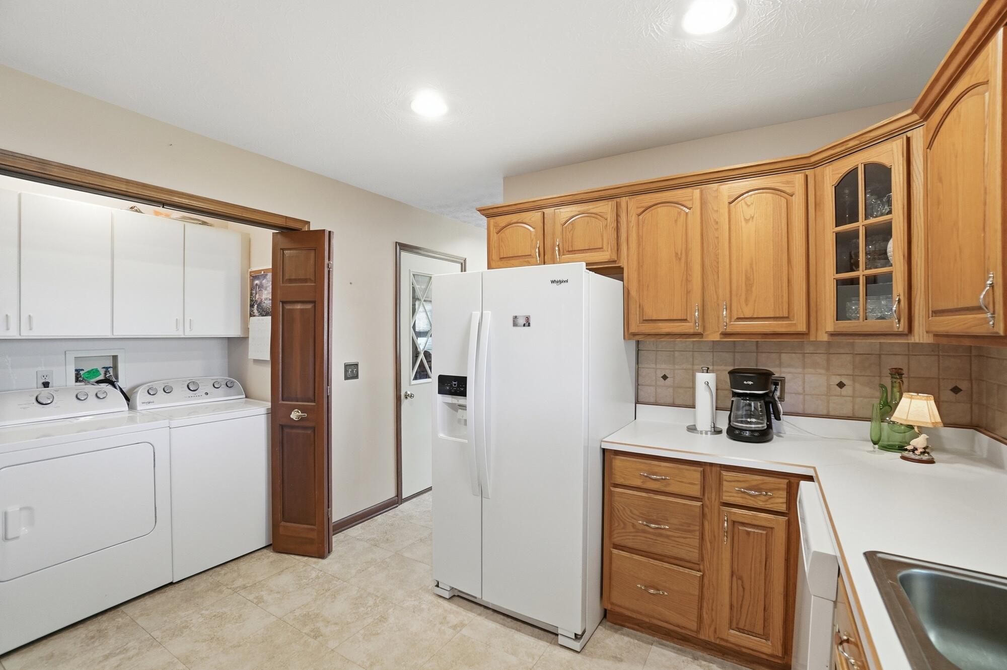 1738 Berwick Drive, Springfield, Ohio 45503