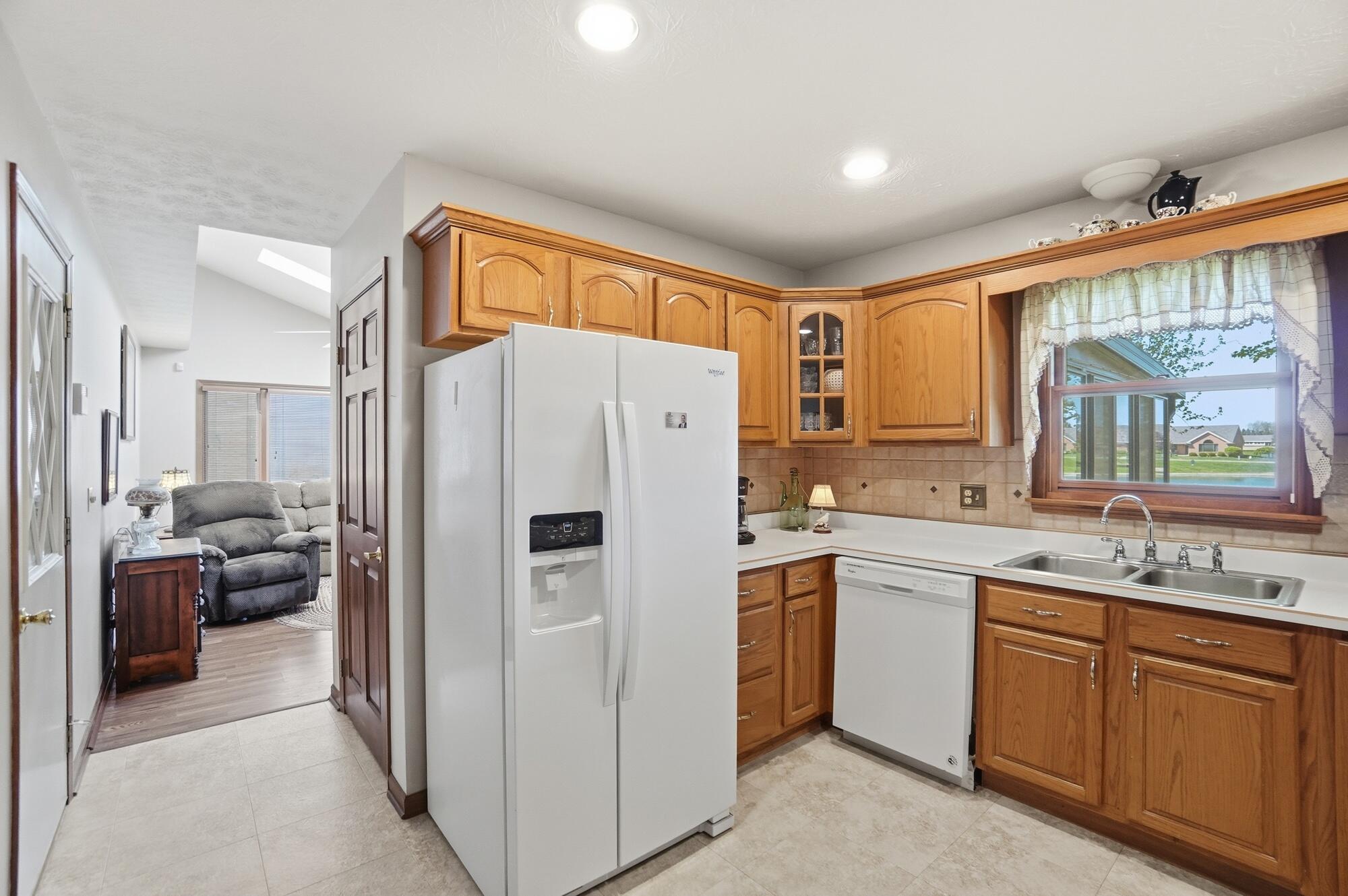 1738 Berwick Drive, Springfield, Ohio 45503