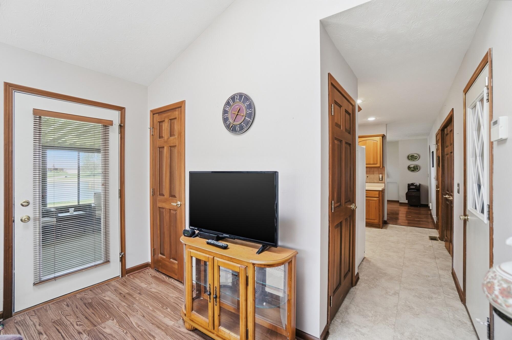 1738 Berwick Drive, Springfield, Ohio 45503