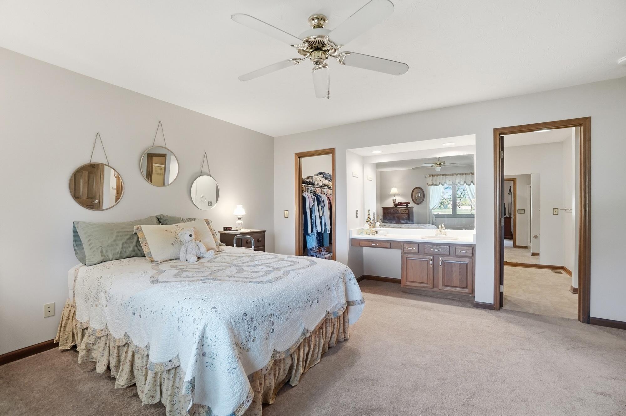 1738 Berwick Drive, Springfield, Ohio 45503