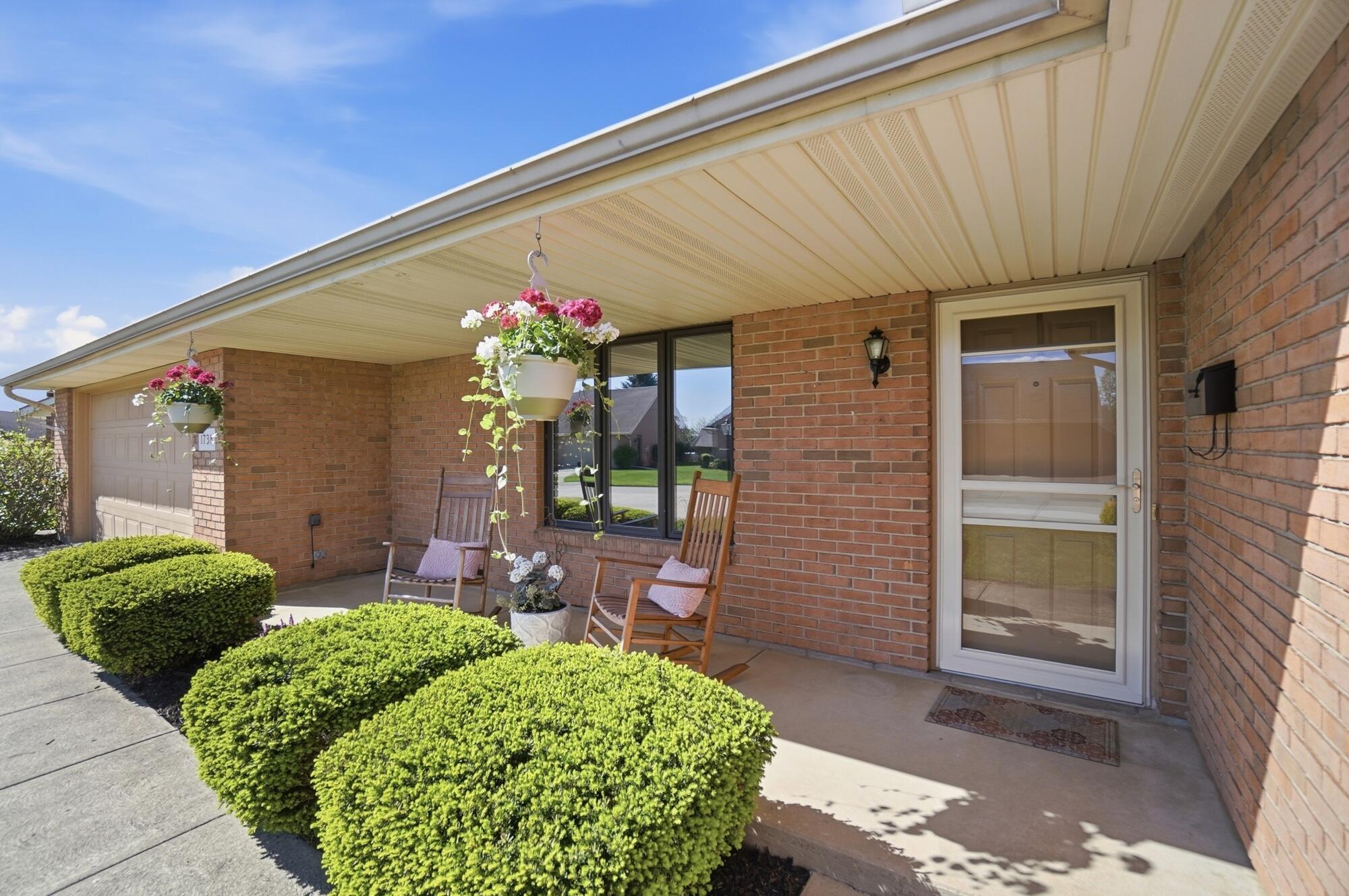 1738 Berwick Drive, Springfield, Ohio 45503