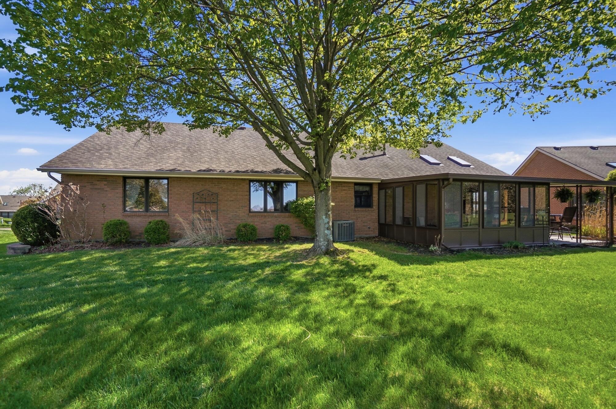 1738 Berwick Drive, Springfield, Ohio 45503