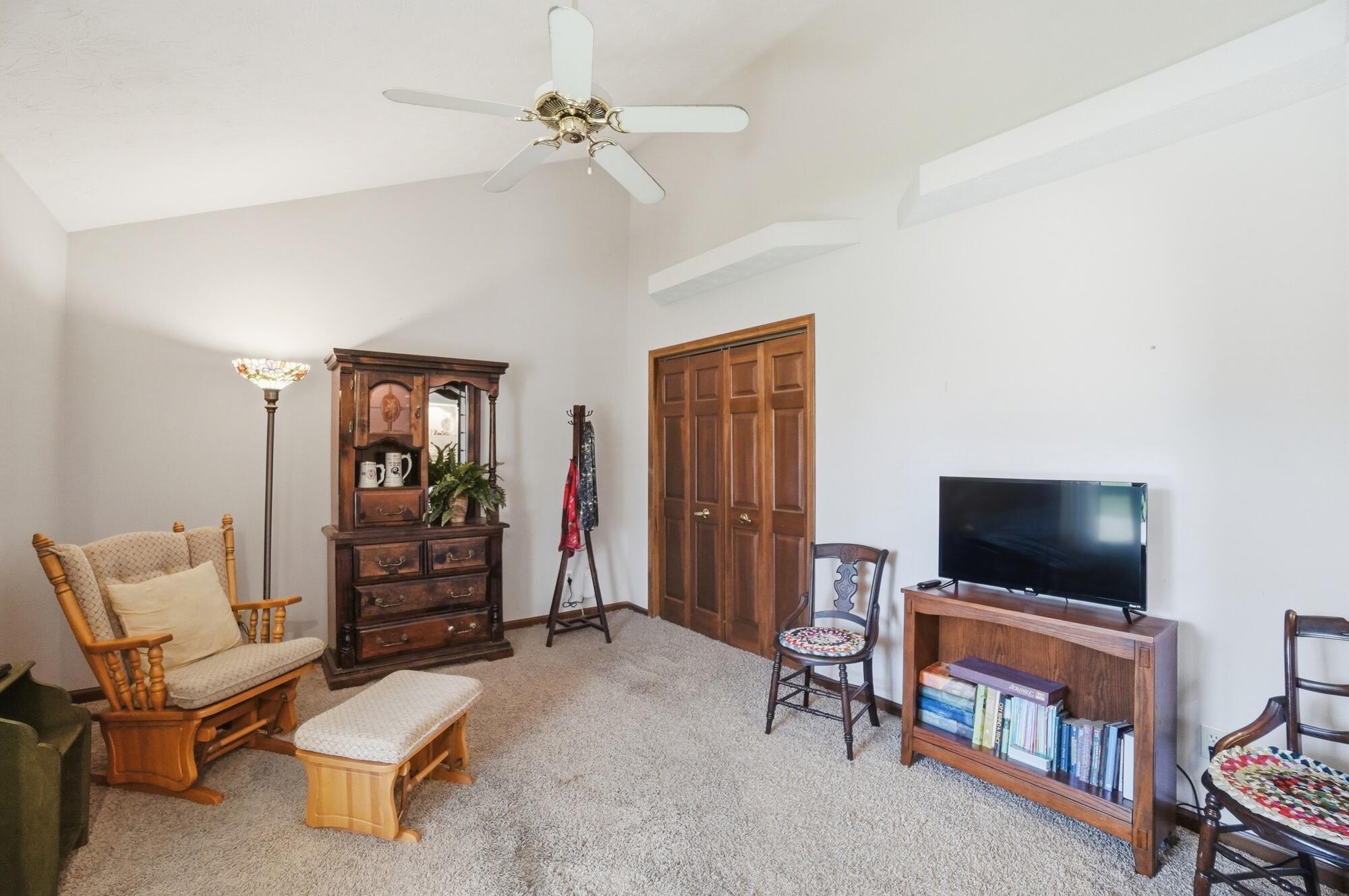 1738 Berwick Drive, Springfield, Ohio 45503