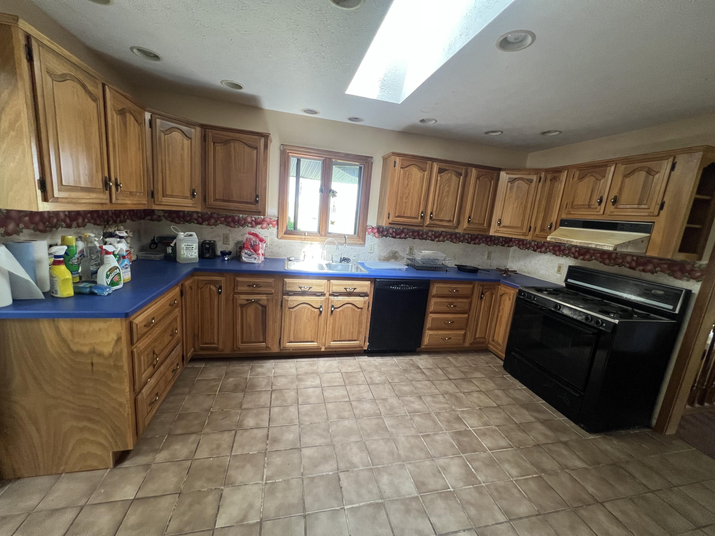 17300 Lock Two Road, Botkins, Ohio 45306