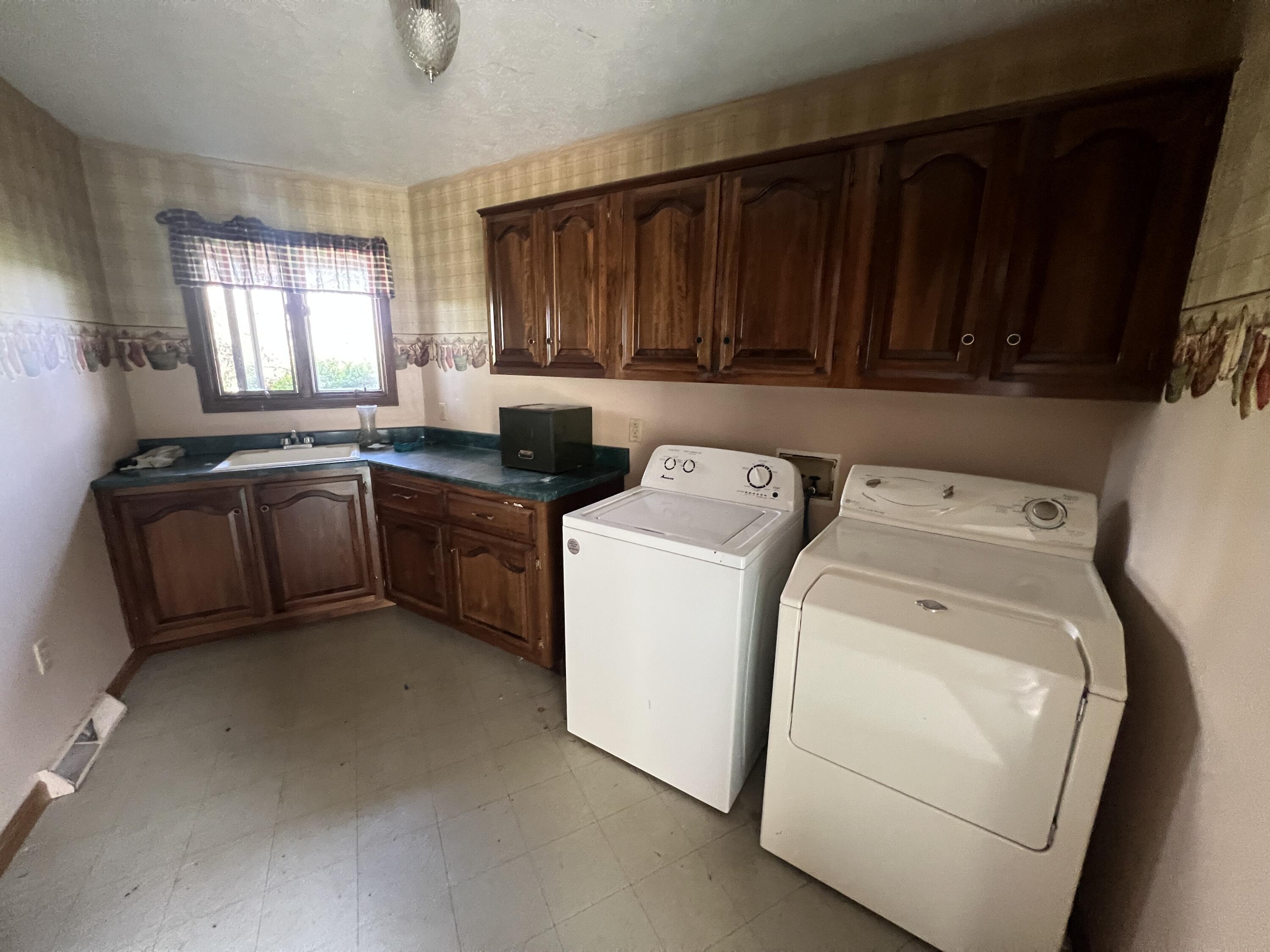 17300 Lock Two Road, Botkins, Ohio 45306