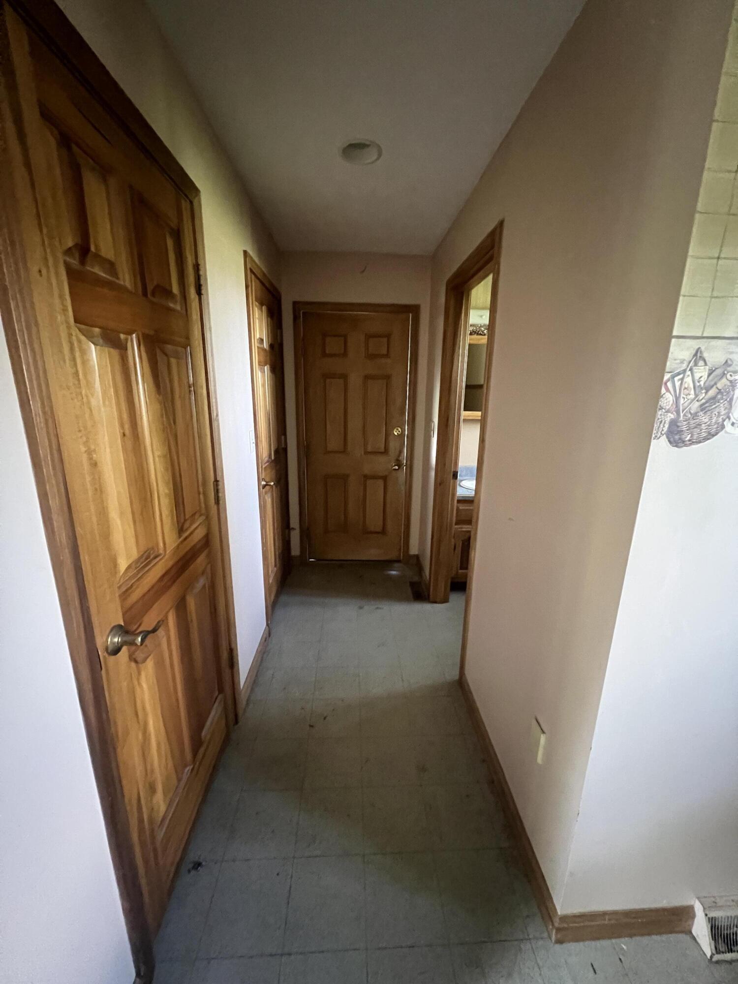 17300 Lock Two Road, Botkins, Ohio 45306