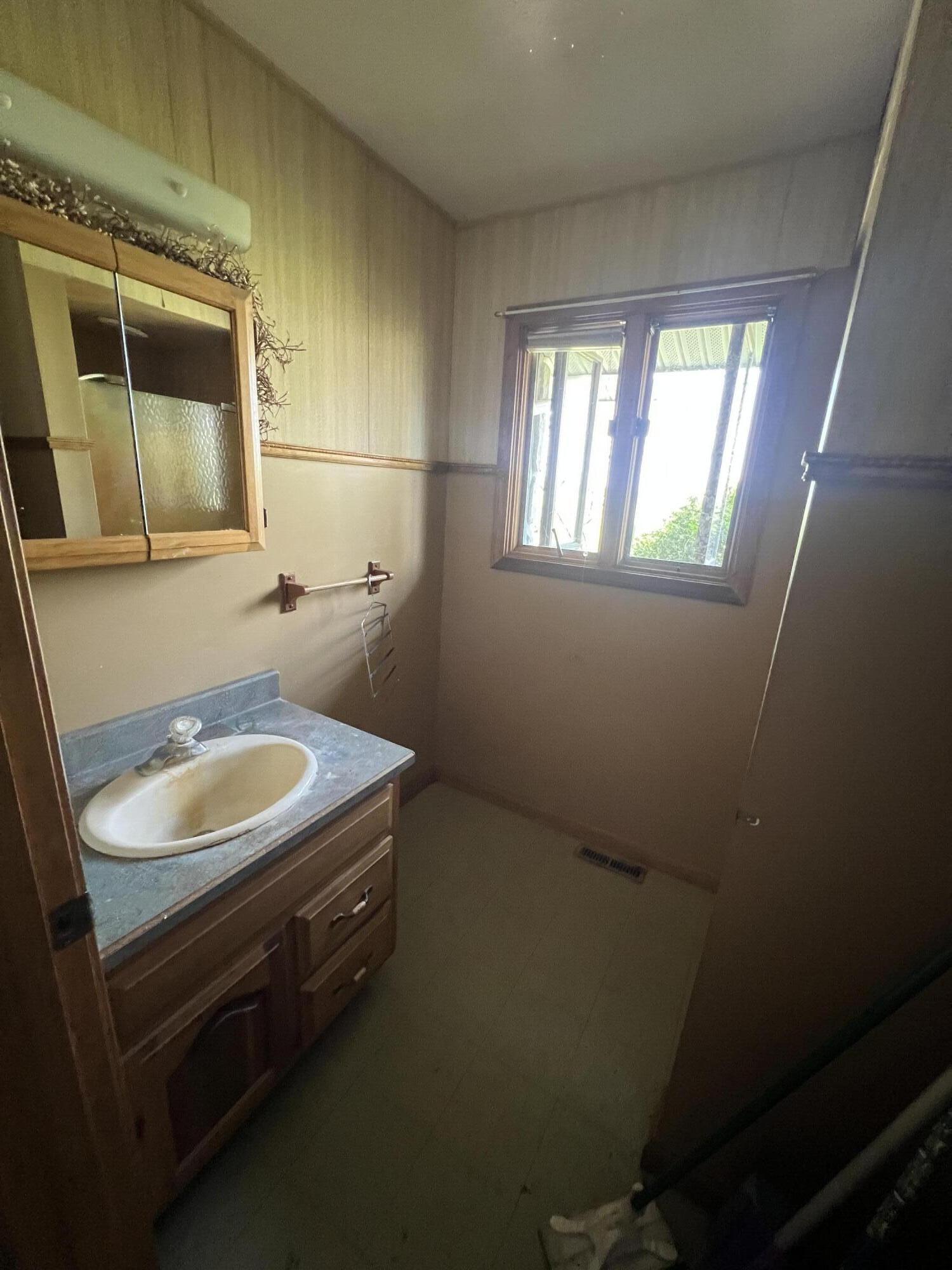 17300 Lock Two Road, Botkins, Ohio 45306