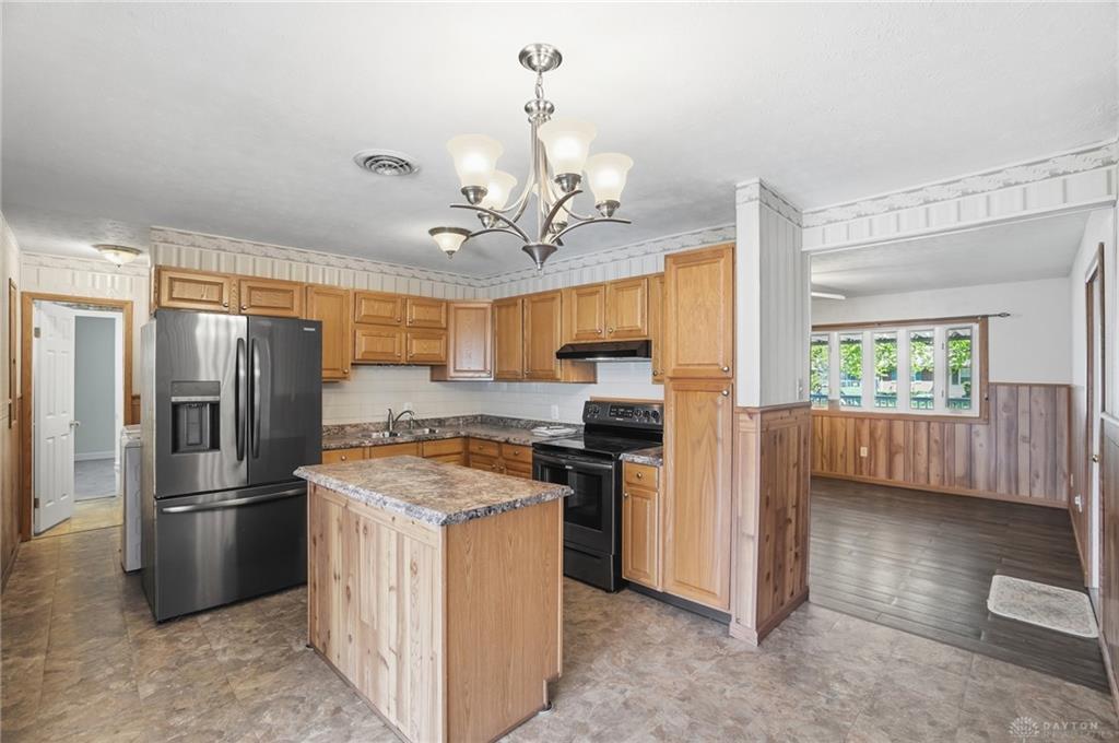 1417 Skylark Drive, Troy, Ohio 45373