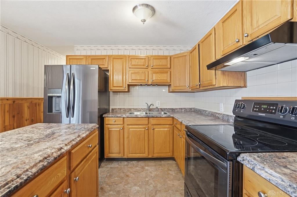 1417 Skylark Drive, Troy, Ohio 45373