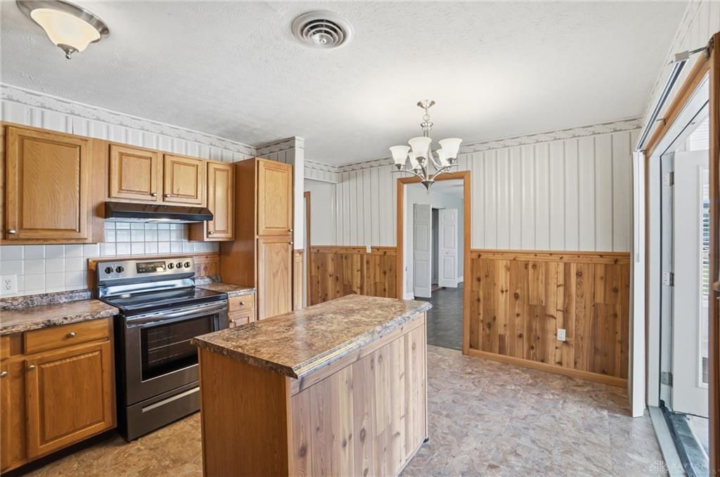 1417 Skylark Drive, Troy, Ohio 45373