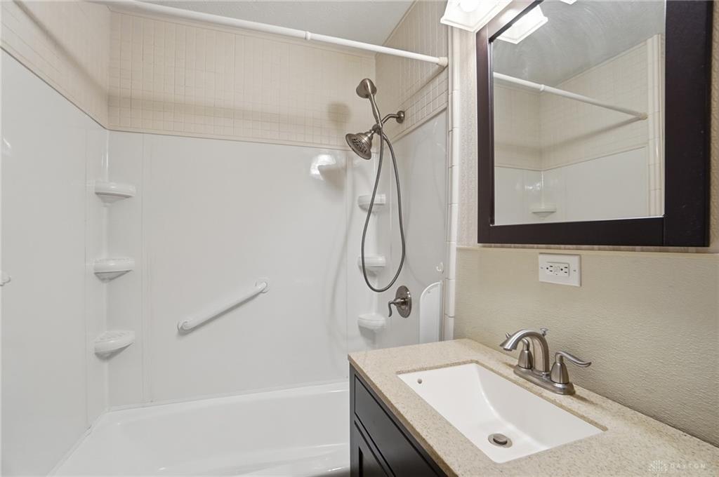 1417 Skylark Drive, Troy, Ohio 45373