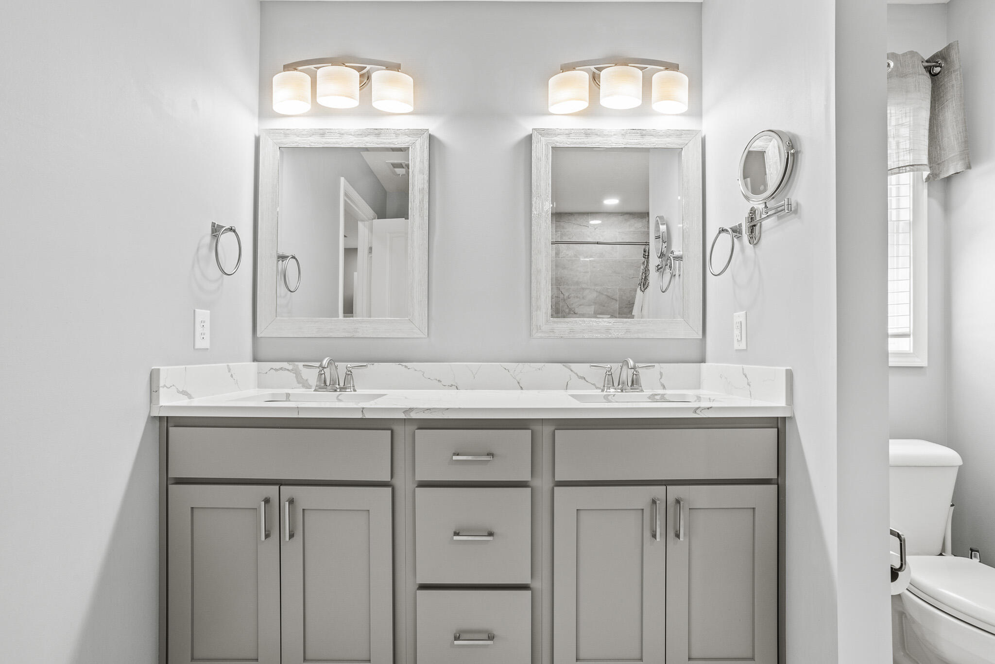 1151 Parklawn Court, Troy, Ohio 45373