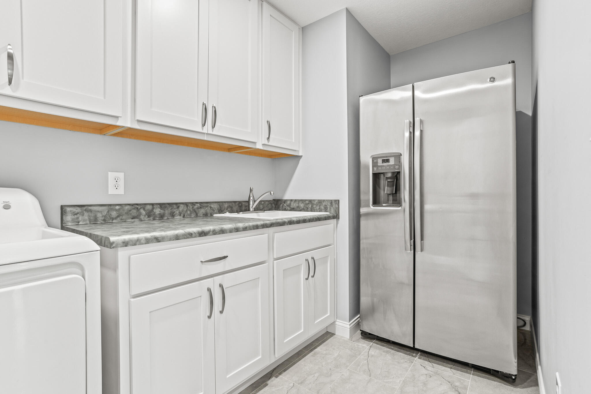 1151 Parklawn Court, Troy, Ohio 45373