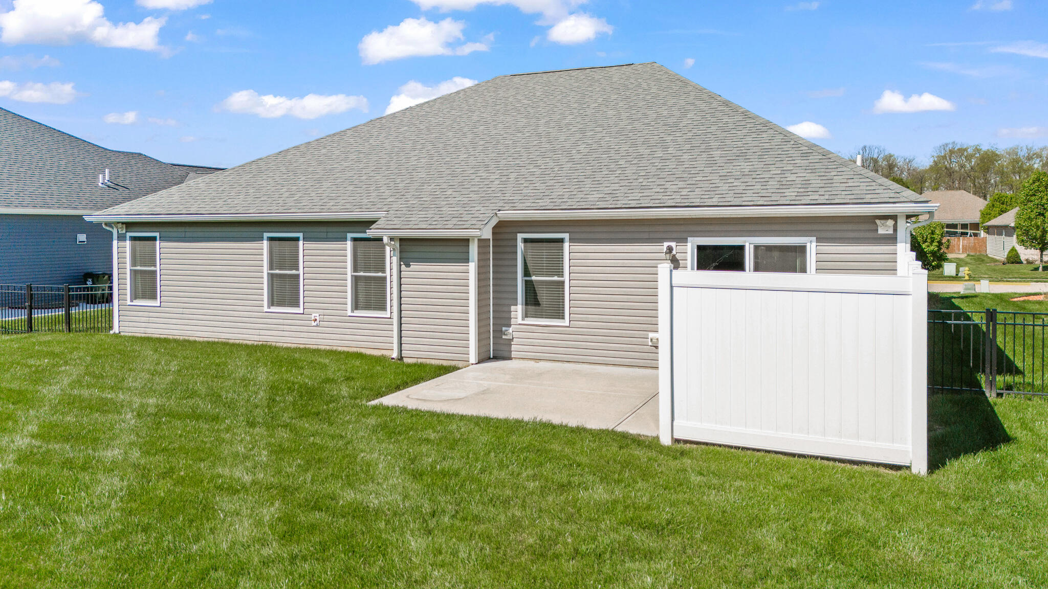 1151 Parklawn Court, Troy, Ohio 45373