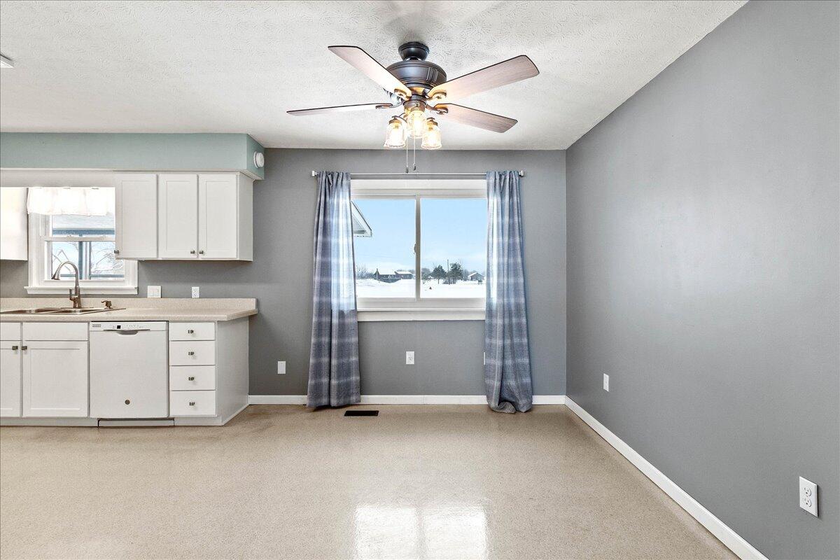 1053 Miller Street, De Graff, Ohio 43318