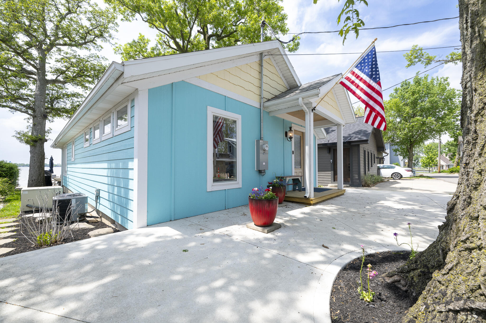 7917 Hickory Avenue, Russells Point, Ohio 43348