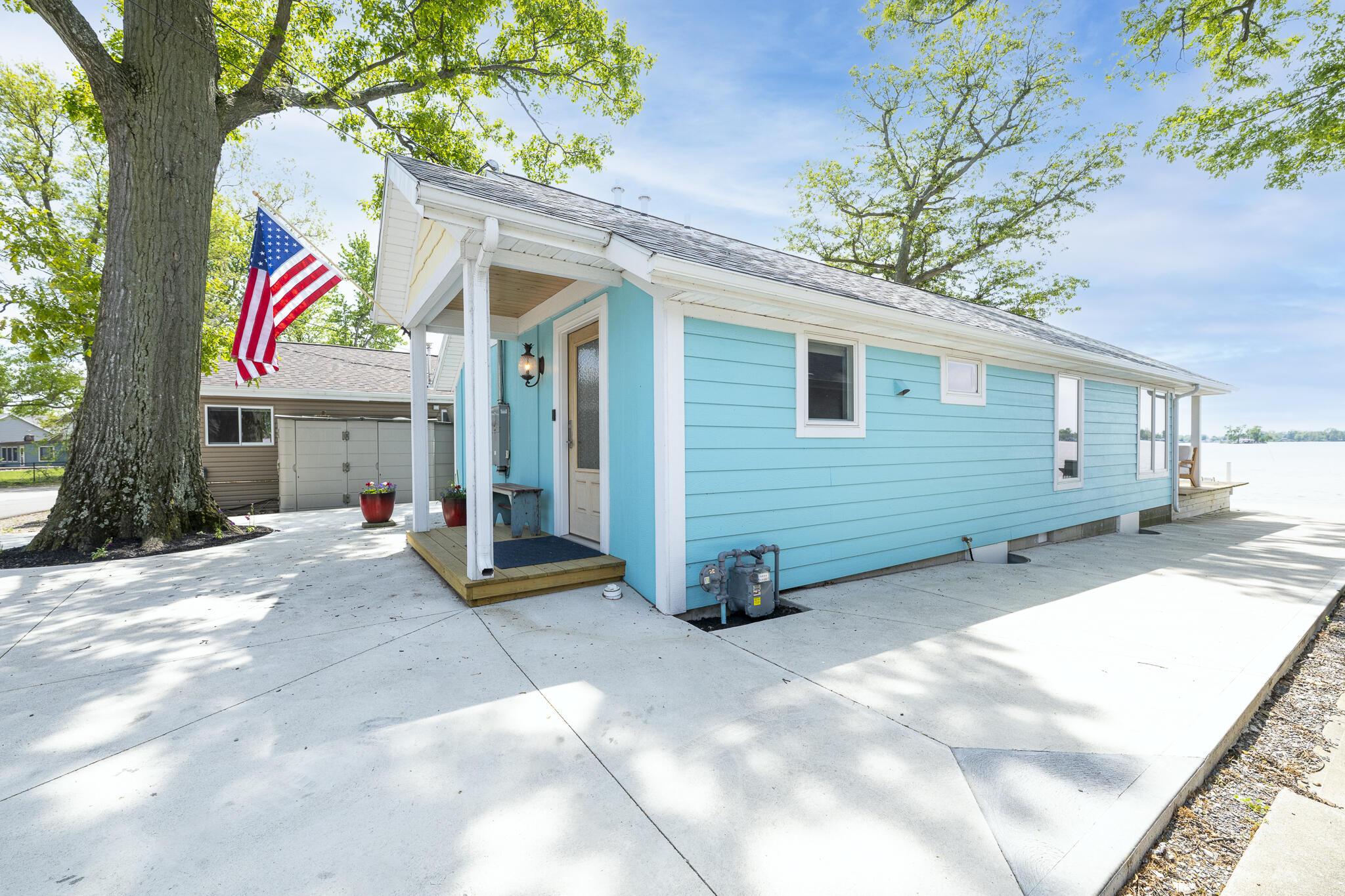 7917 Hickory Avenue, Russells Point, Ohio 43348