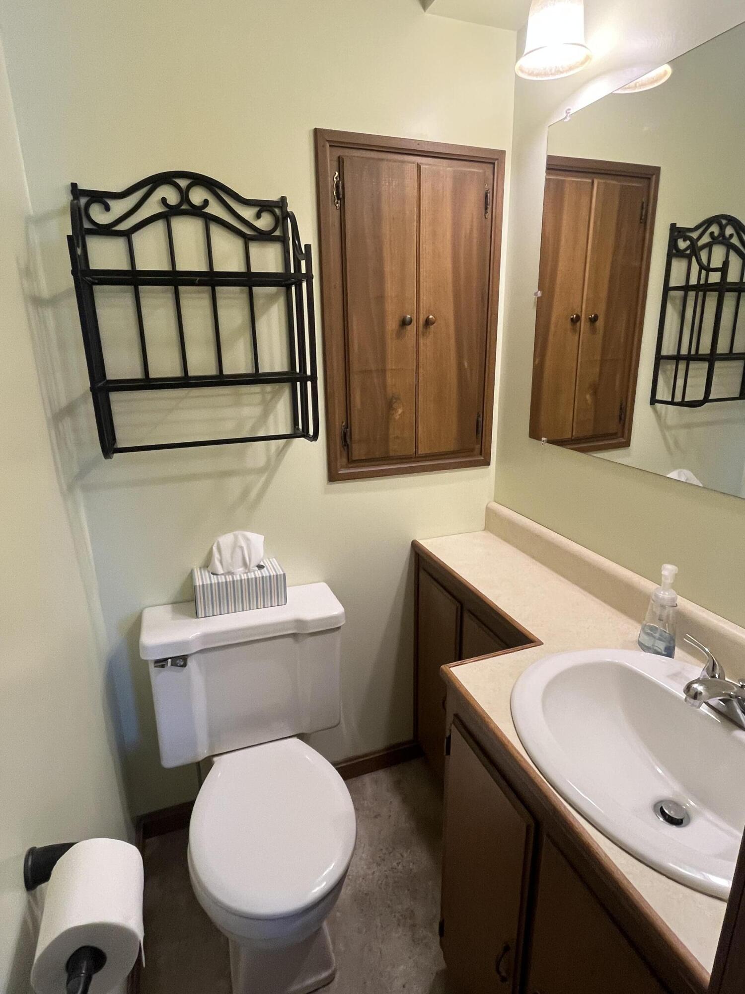 1768 Fair Oaks Drive, Sidney, Ohio 45365