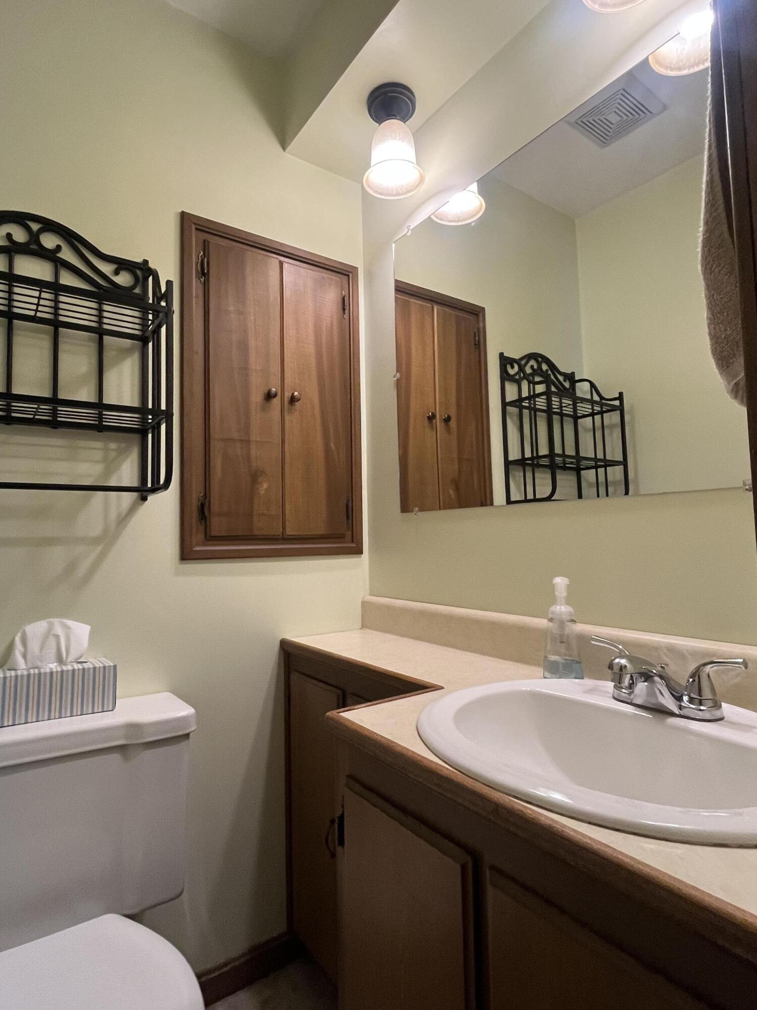 1768 Fair Oaks Drive, Sidney, Ohio 45365