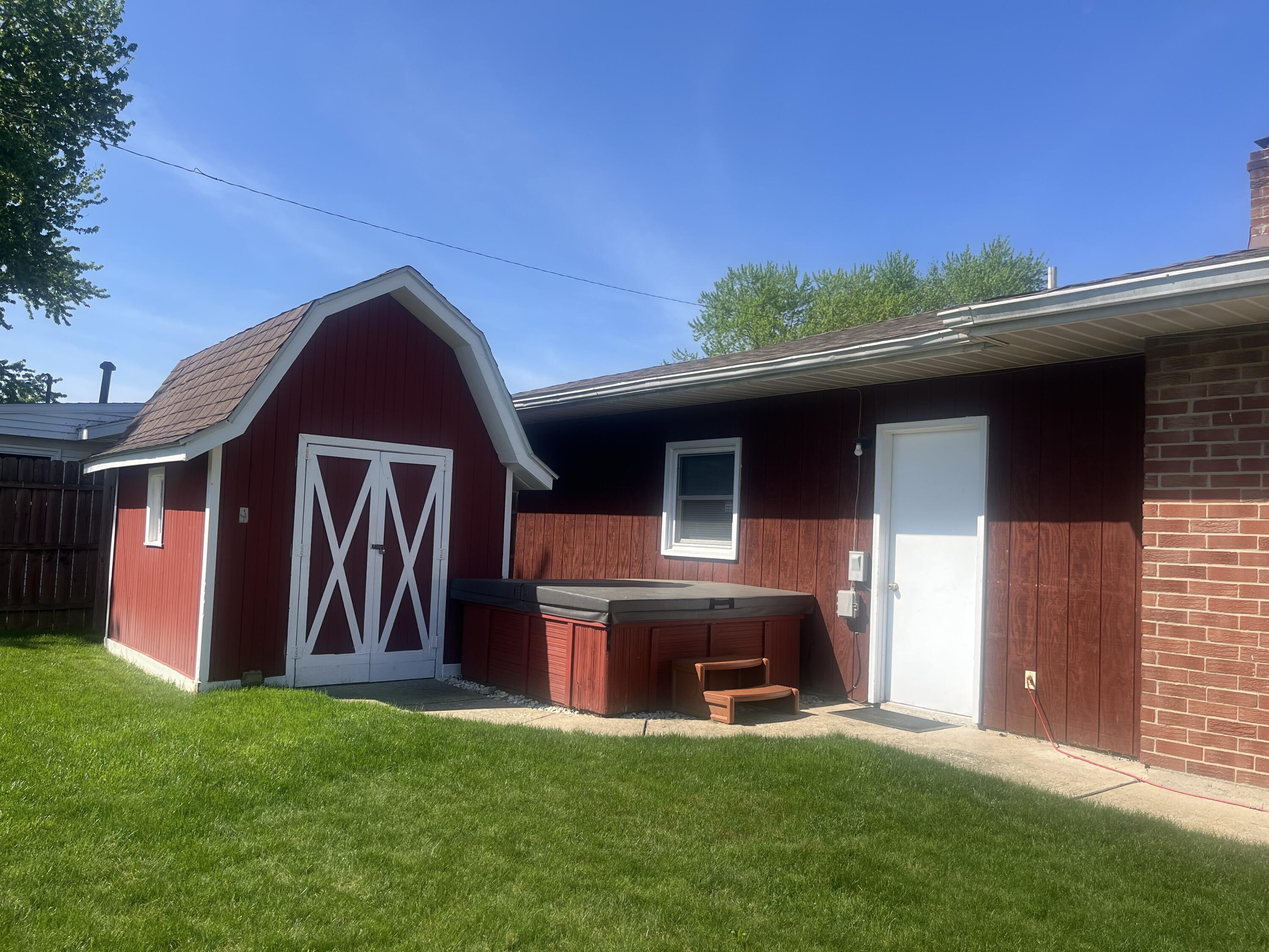 1768 Fair Oaks Drive, Sidney, Ohio 45365