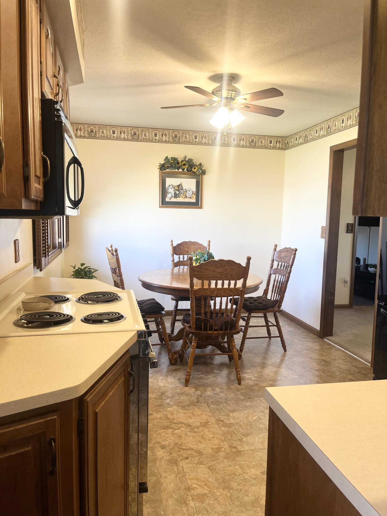 1768 Fair Oaks Drive, Sidney, Ohio 45365