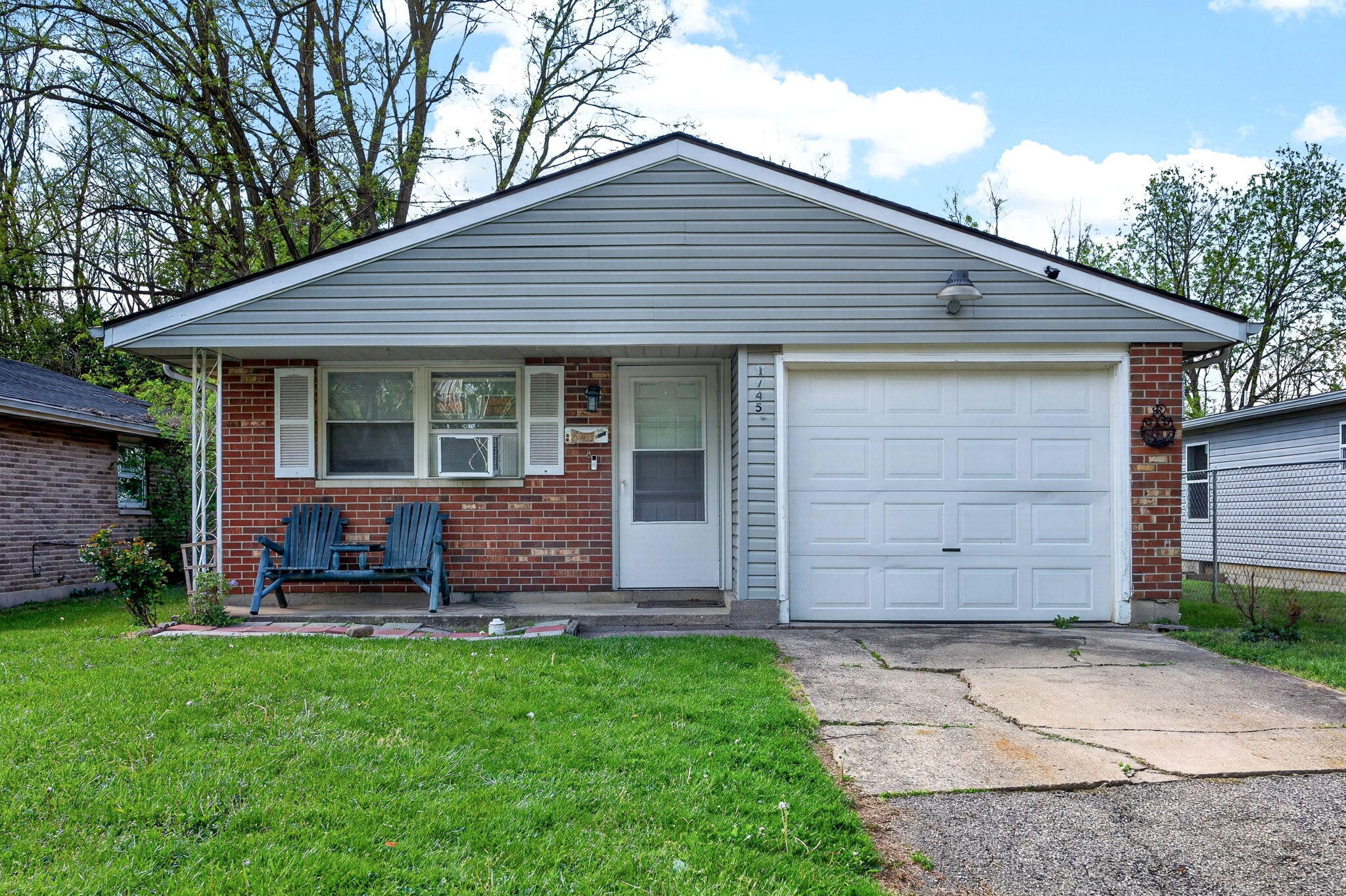 1745 Allison Avenue, Springfield, Ohio 45506