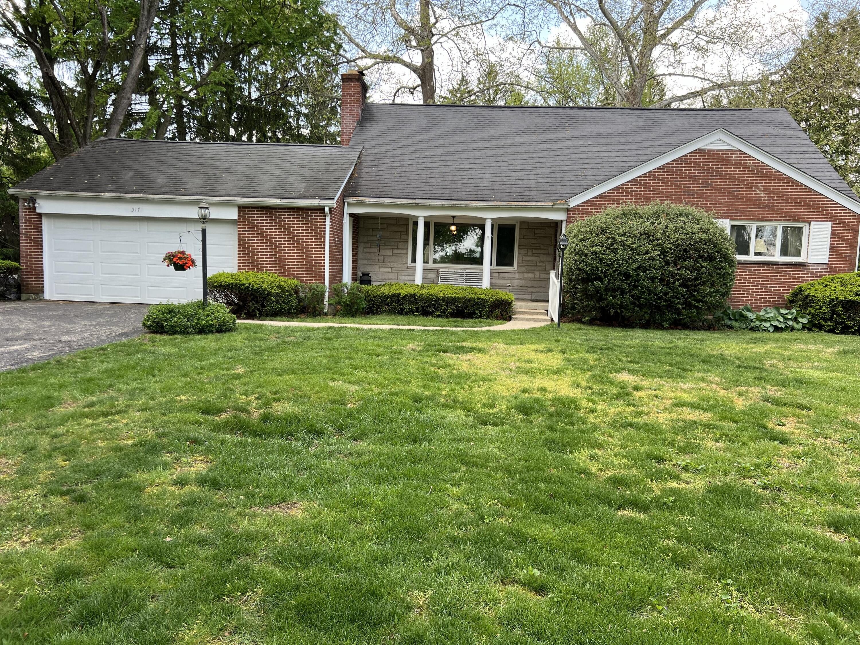 517 Locust Hill Drive, Englewood, Ohio 45322
