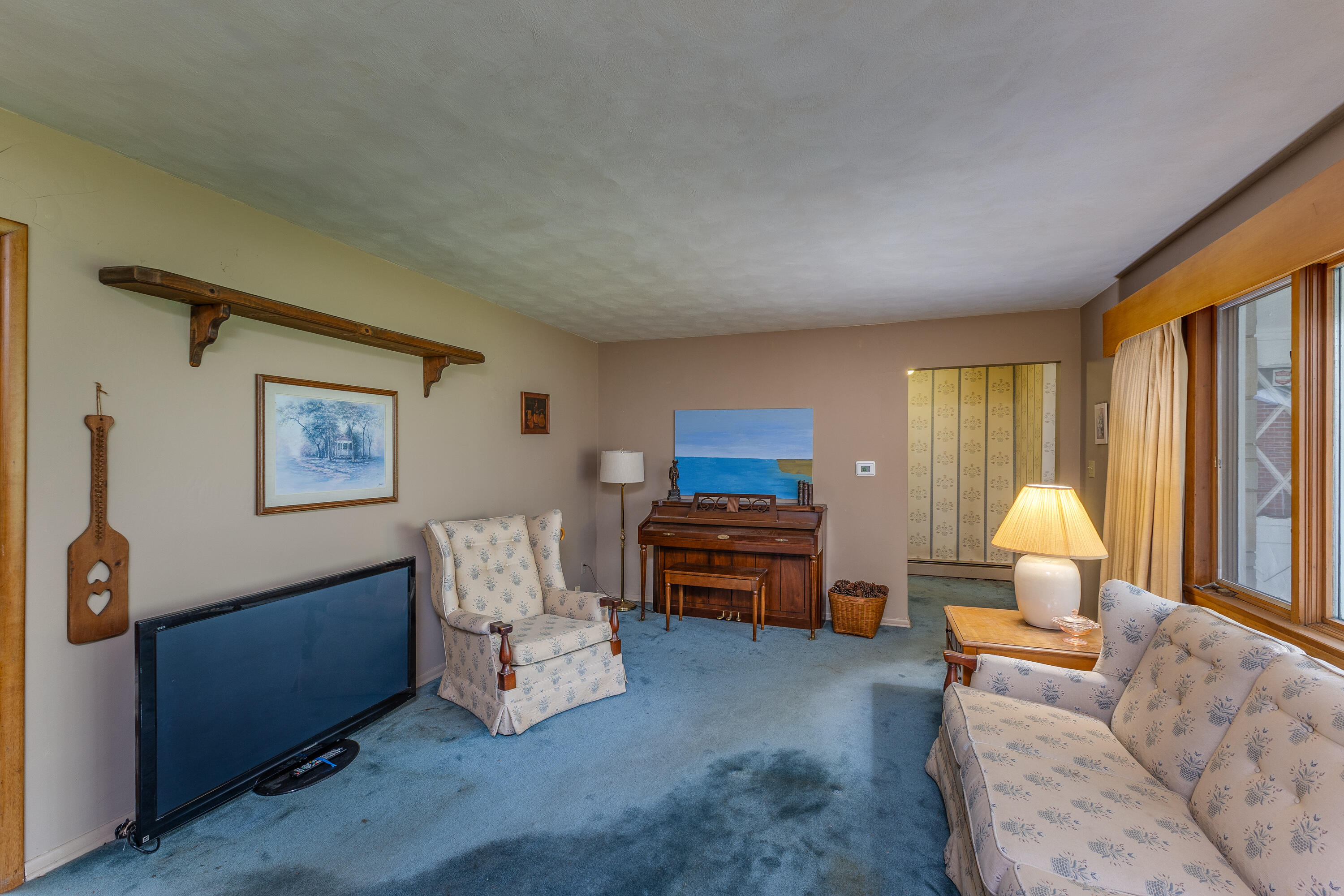 517 Locust Hill Drive, Englewood, Ohio 45322